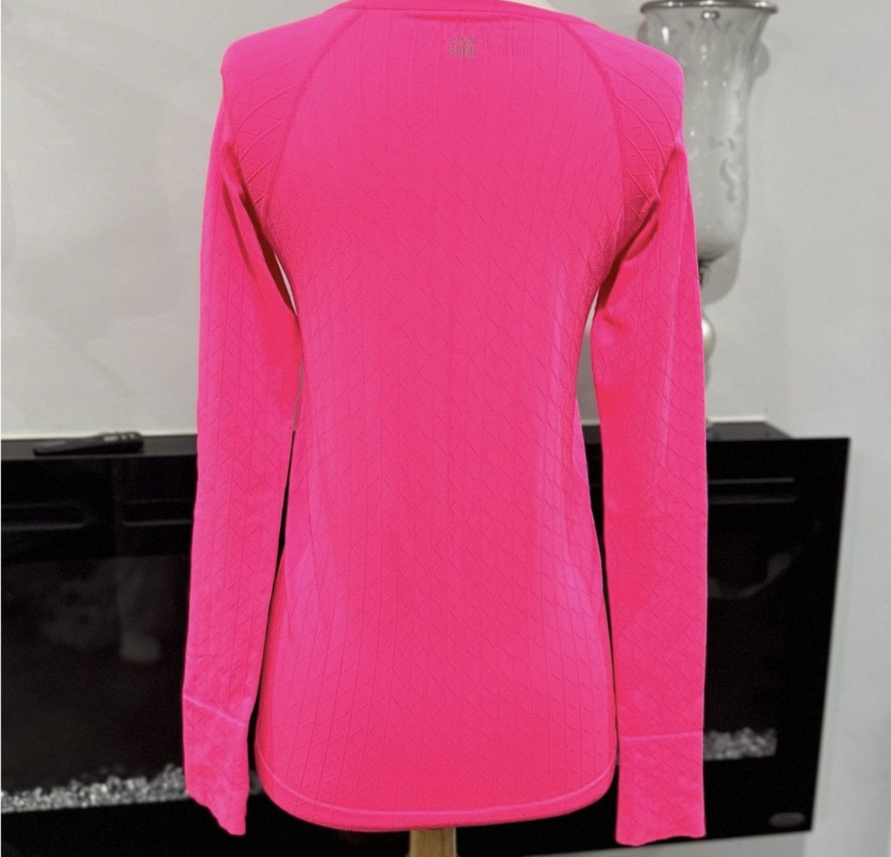 Victoria's Secret Victoria’s Secret VSX SPORT Neon Pink Athletic Top Size S / US 4 / IT 40 - 5 Thumbnail