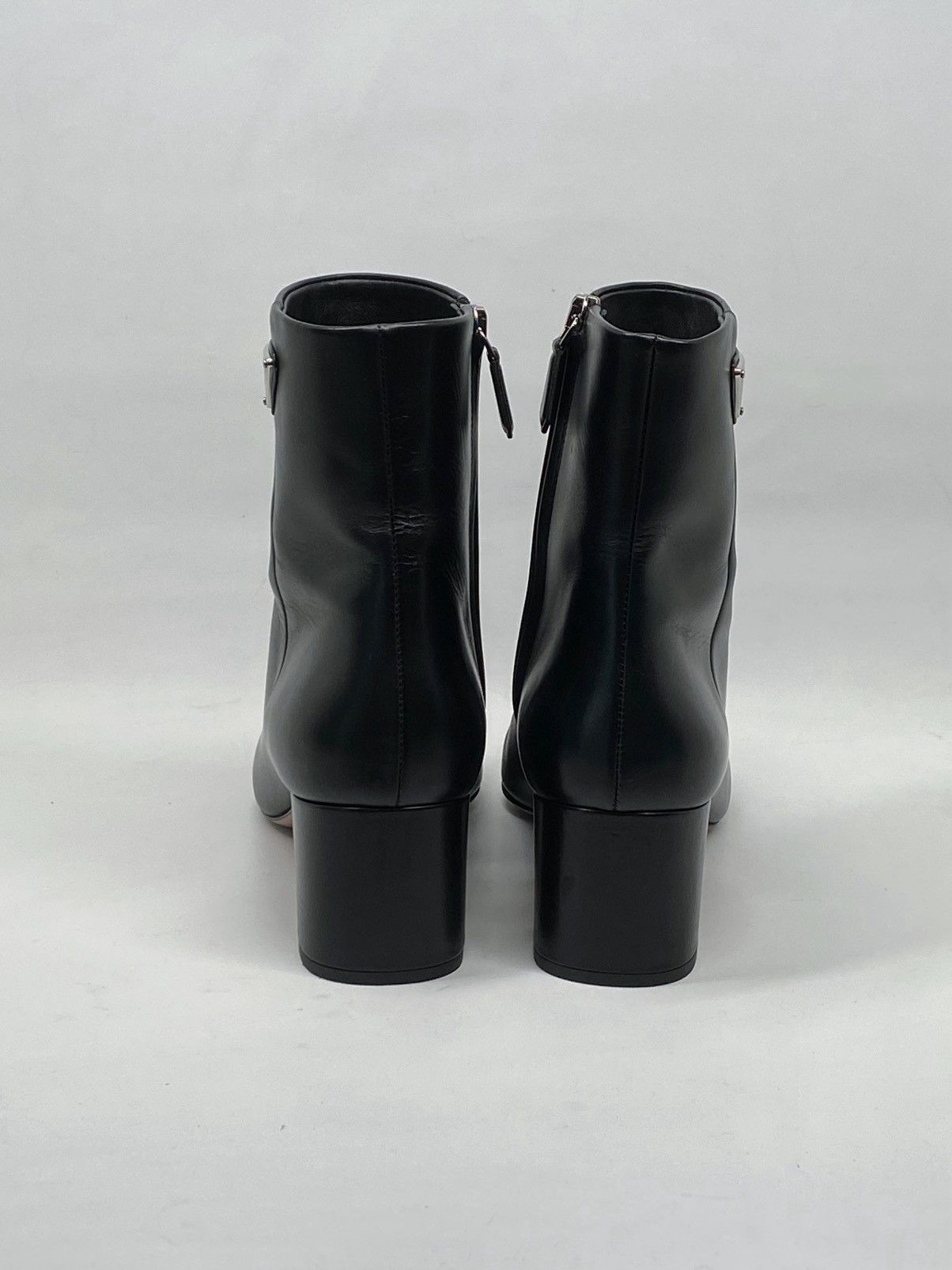 Prada Prada Leather Zip Ankle-Booties Size US 7 / IT 37 - 8 Thumbnail