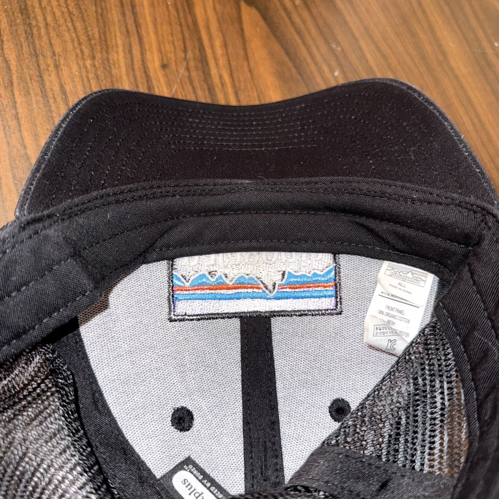 Patagonia Patagonia Trucker Hat One Size Black Adjustable Breathable Lightweight Cotton Polyester Canvas Vintage No Size ONE SIZE - 8 Thumbnail