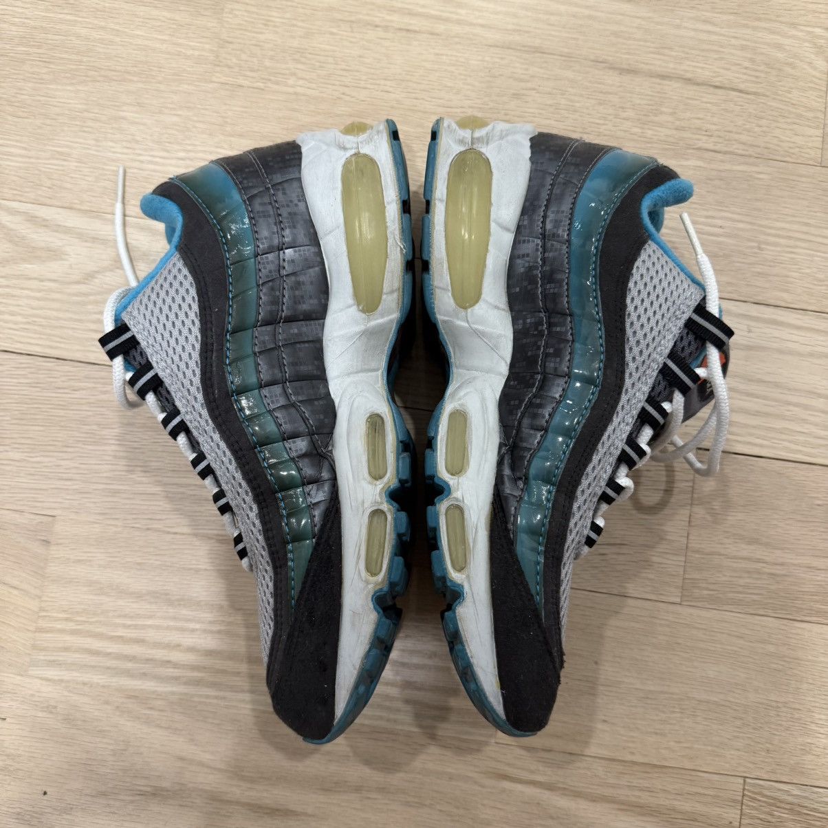 Nike Nike air max 95 Size US 8.5 / EU 41-42 - 3 Thumbnail