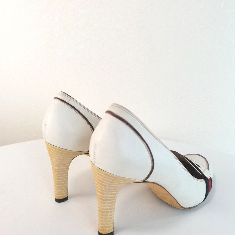 Gucci Gucci White Heels with Iconic Logo Detail - Size US 8 / IT 38 - 3 Thumbnail