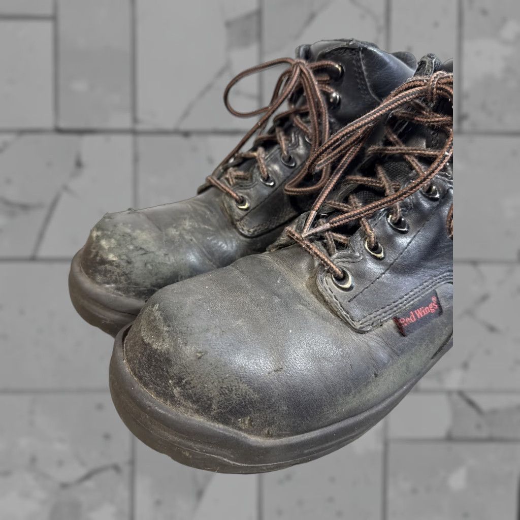 Red Wing RED WING 9070 Black Round Toe Leather Boots (US 8D) | Grailed