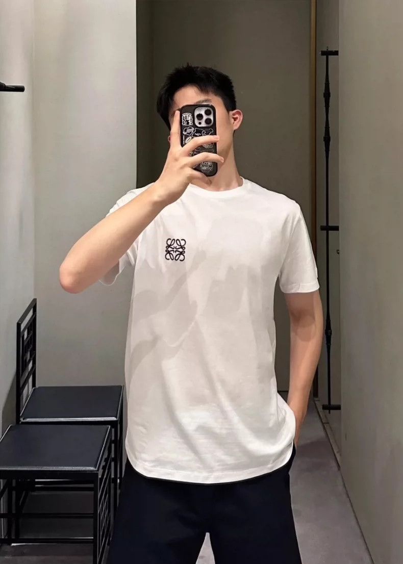 Loewe loewe White short sleeves 2505-Nextarrow Size US M / EU 48-50 / 2 - 4 Thumbnail