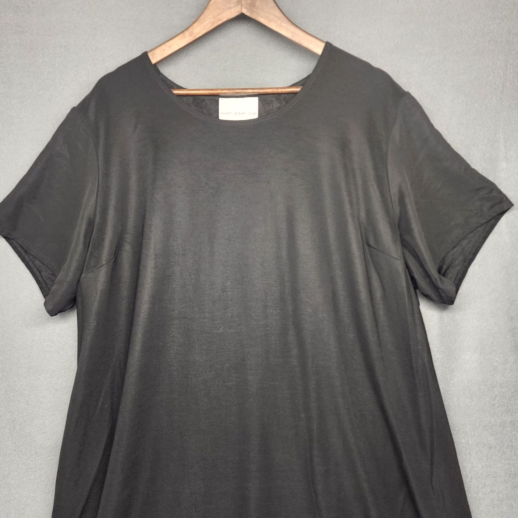 Vintage VINTAGE Susan Graver Style Dress Womens 3X Black Shift Liquid Knit Short Sleeve Stretch Midi Pullover Machine Washable Solid Spring Summer Womens Size 40" / US 18 - 7 Thumbnail