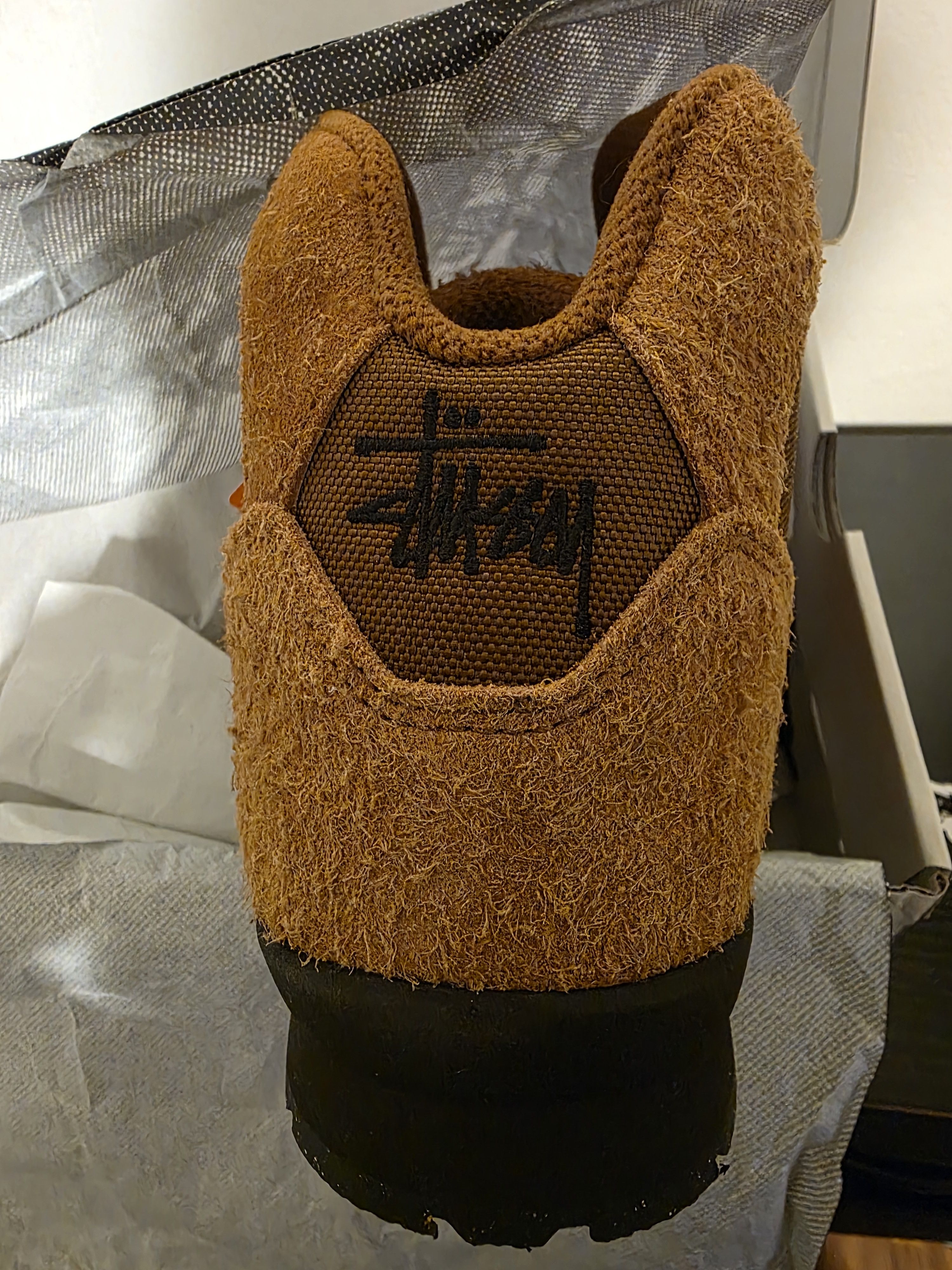 Nike × Stussy Nike Air Baltoro Stüssy Light British Tan Size US 11 / EU 44 - 6 Thumbnail