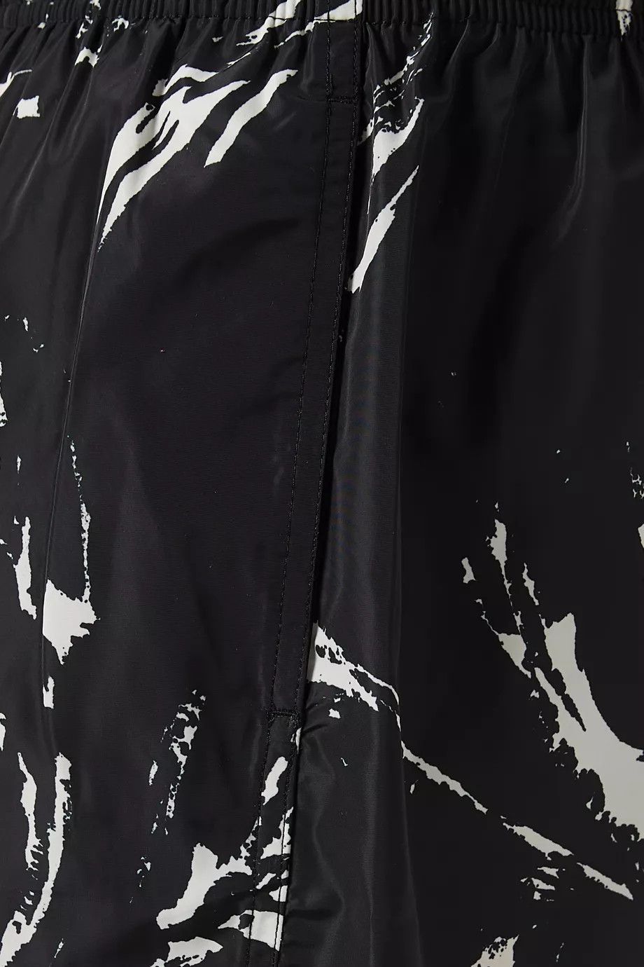 Wales Bonner o1h1sh10525 Althea Shorts in Black Size US 36 / EU 52 - 4 Thumbnail