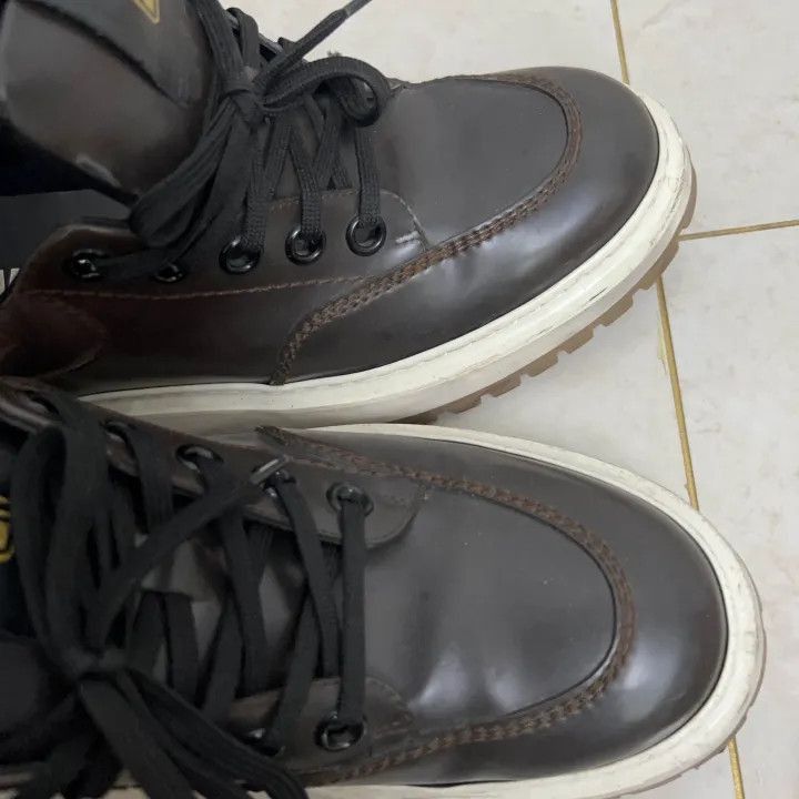 Other Louis Vuitton Classic Brown Low-Top Fashion Sneakers -2508 Size US 7.5 / EU 40-41 - 8 Thumbnail
