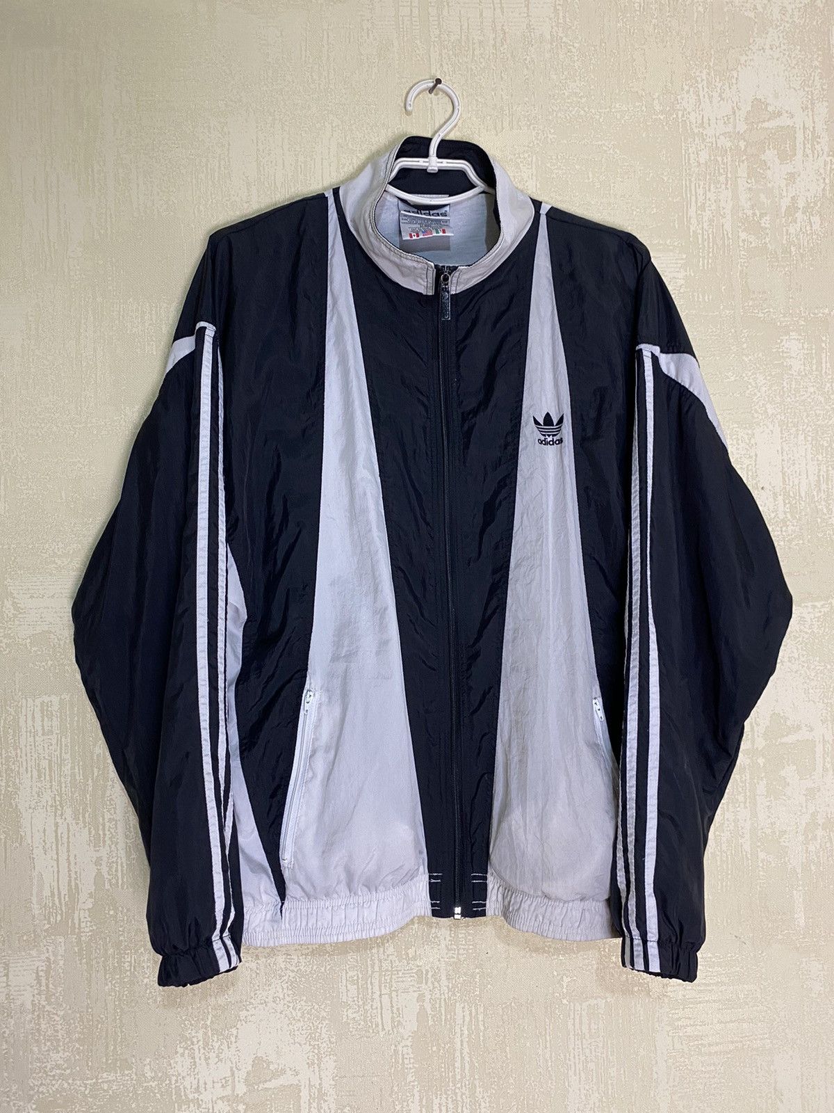 Adidas × Vintage VINTAGE 90s ADIDAS WINDBREAKER LIGHT JACKET WHITE/BLACK Size US M / EU 48-50 / 2 - 2 Thumbnail