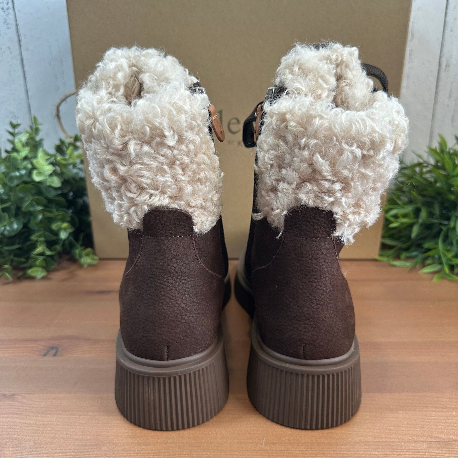 Gentle Souls Gentle Souls by Kenneth Cole Behann Alpine Lace-up Boots Size US 6 / IT 36 - 6 Thumbnail
