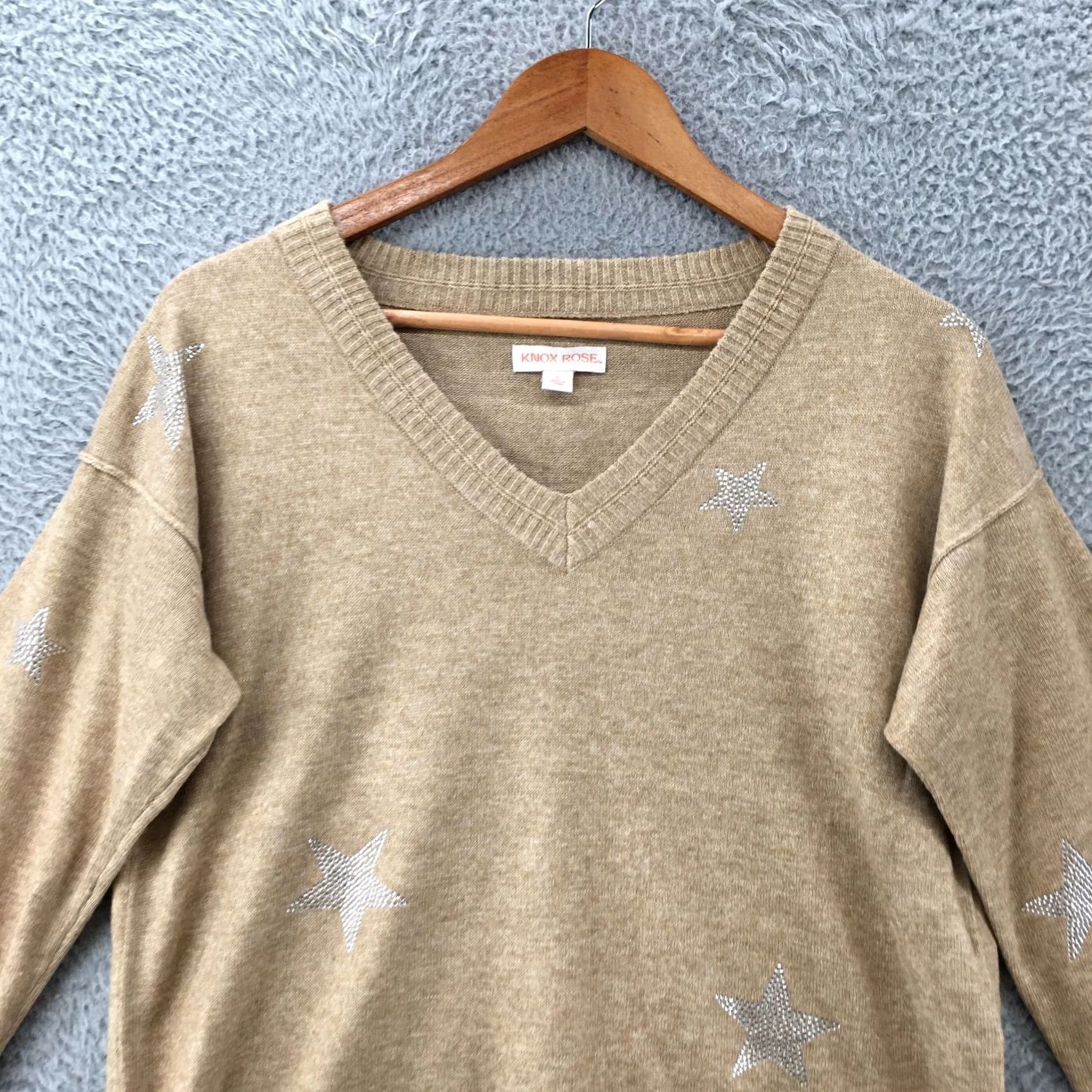 Vintage Knox Rose Vneck Sweater Womens S Beige Stars Polyester Long Sleeve Pullover Size S / US 4 / IT 40 - 2 Thumbnail