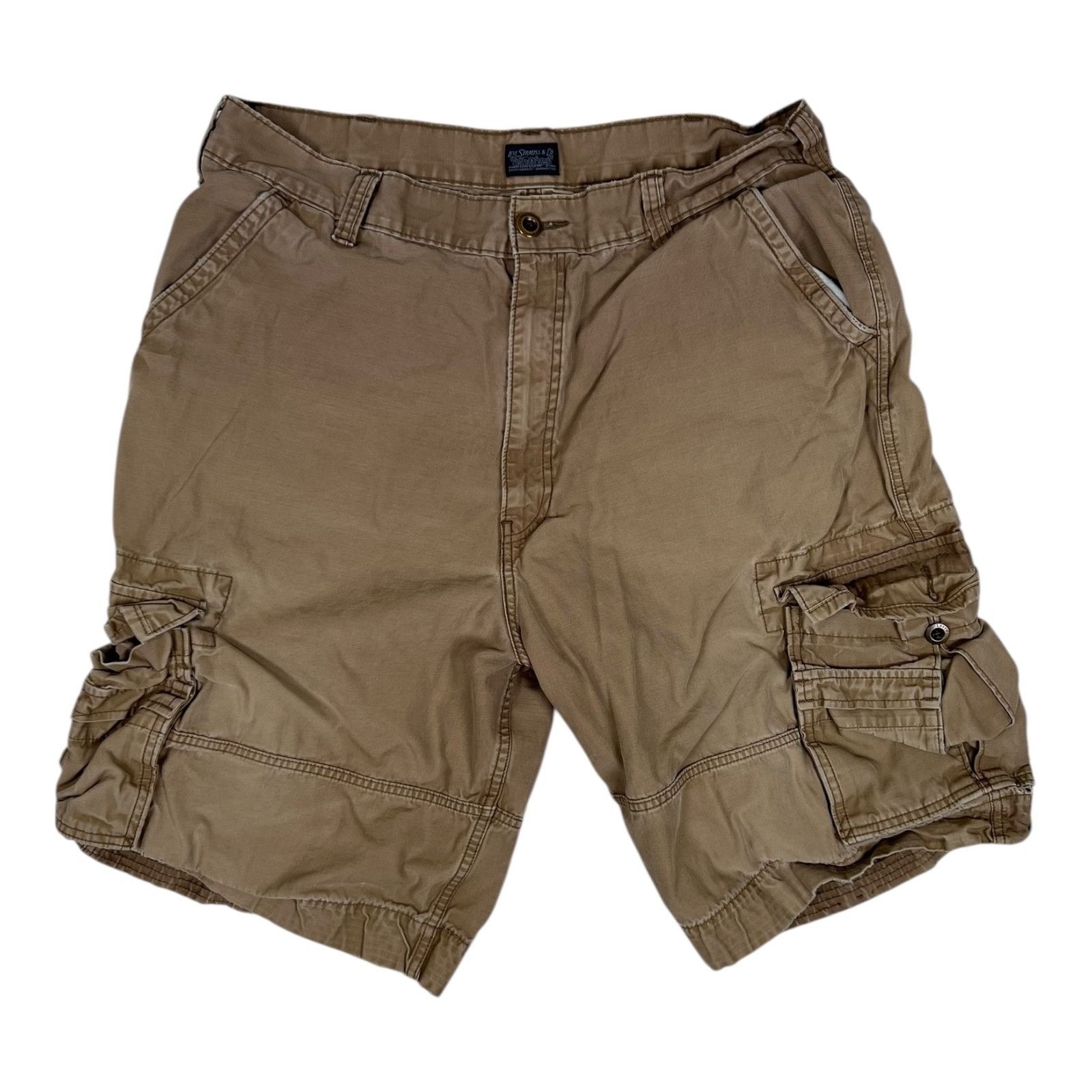 Levi's Vintage Levi’s Khaki Tan Cargo Shorts Size 38 Baggy Y2K Skat Size US 38 / EU 54 - 1 Thumbnail