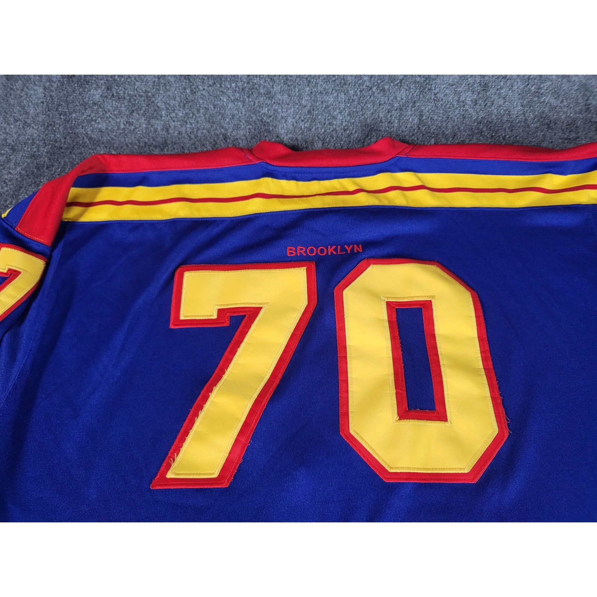 Brooklyn Xpress Brooklyn Xpress B Hockey Jersey Men Sz XL 70 Striped Multi C Size US XL / EU 56 / 4 - 9 Thumbnail