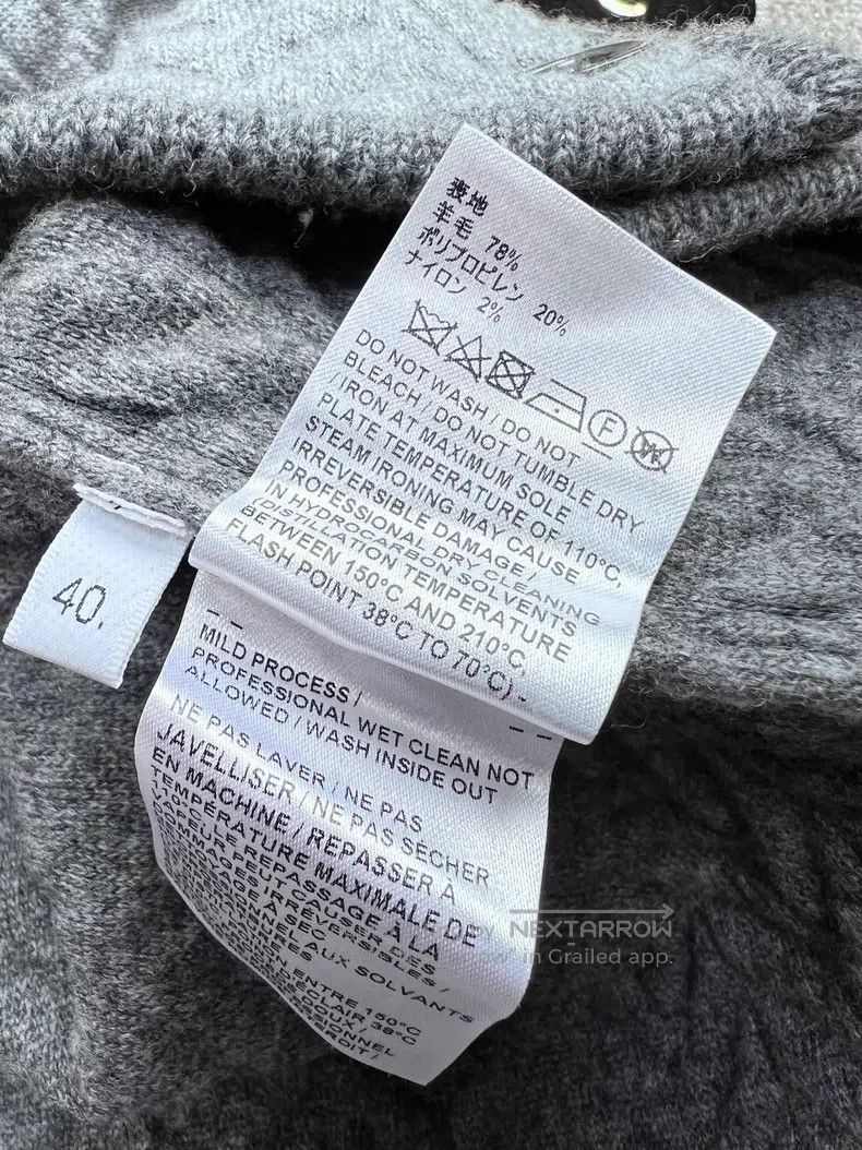Thom Browne Thom Browne Gray Color Block V-Neck Stripe Single Breasted Size US XXS / EU 40 - 6 Thumbnail