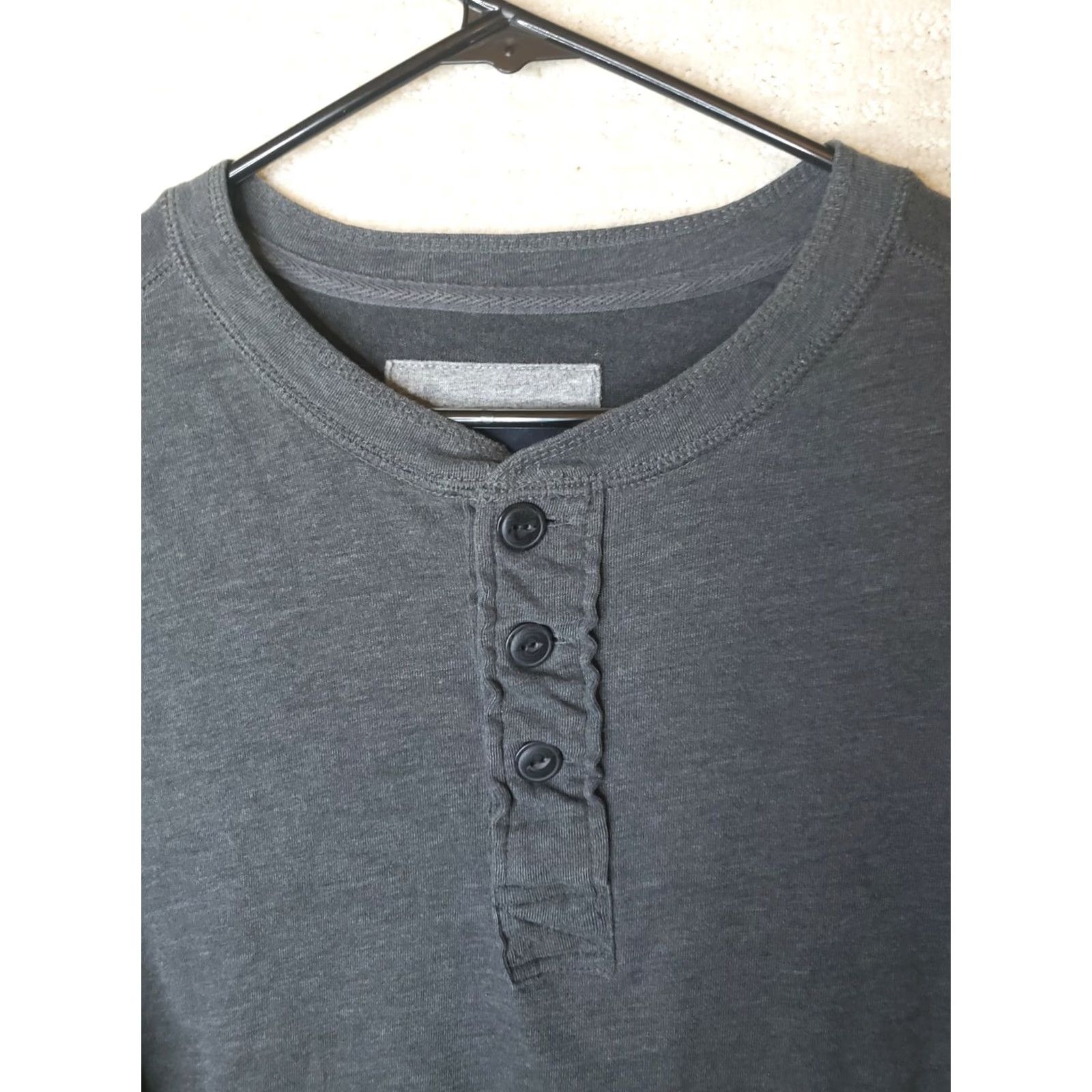 Vintage St. John's Bay Shirt Mens L Gray Long Sleeve Henley T Shirt Size US L / EU 52-54 / 3 - 4 Thumbnail