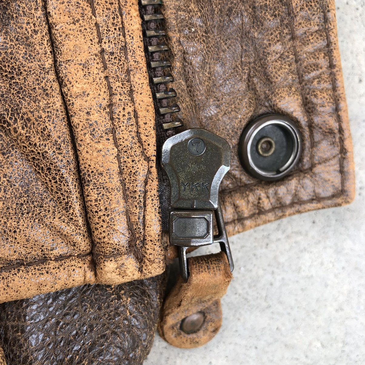 Vintage VTG Sheep Leather Flight Jacket Removable Sheeps Wool Collar Size US L / EU 52-54 / 3 - 16 Thumbnail