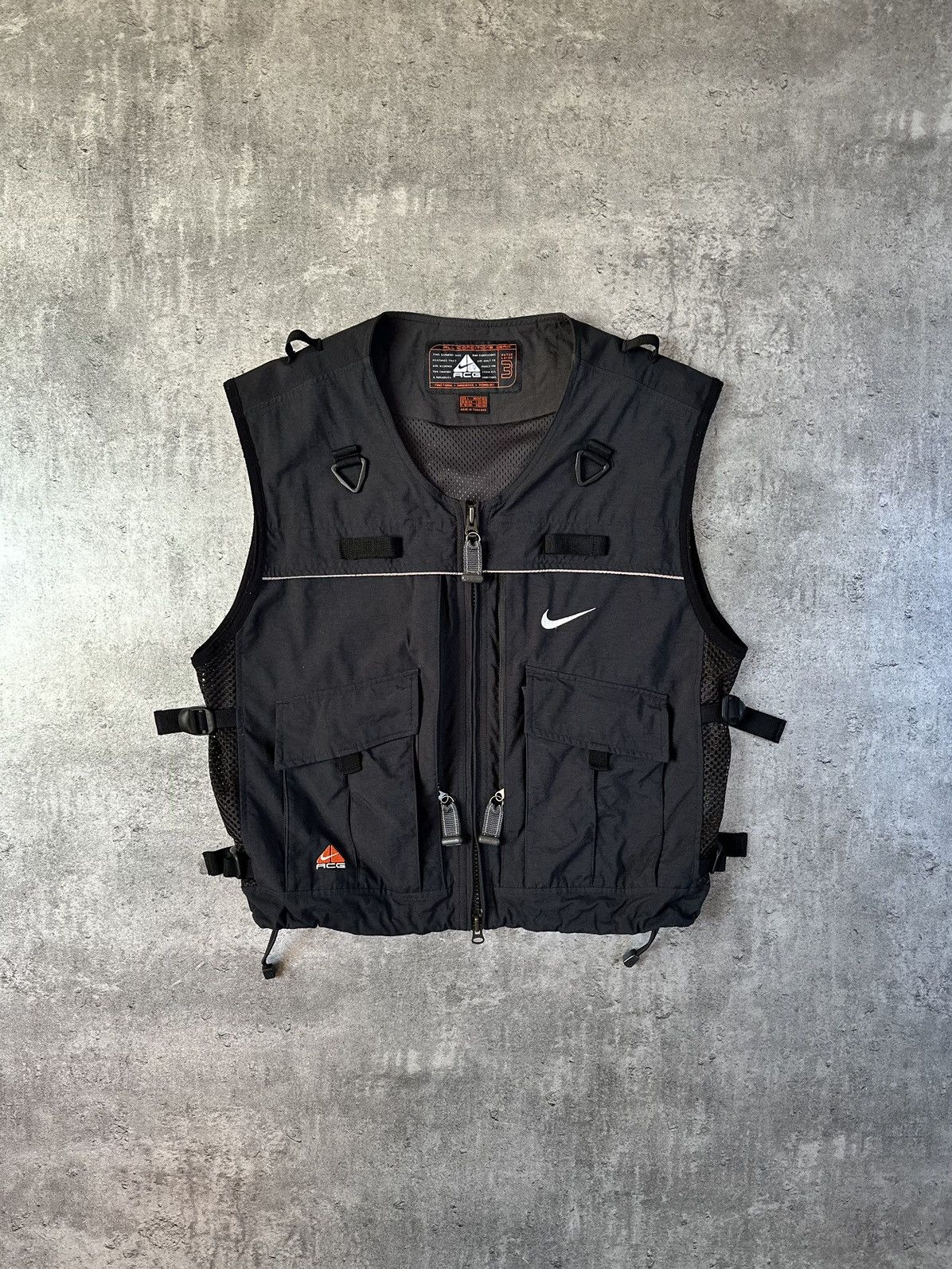 Vintage Vintage Nike ACG Hydration Vest Grailed