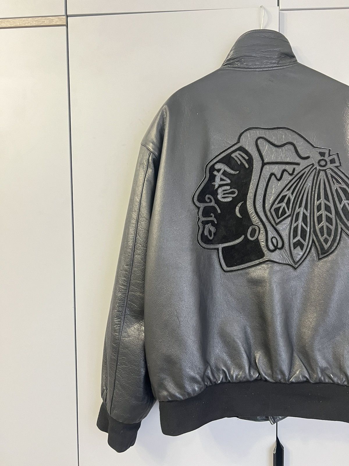 Jeff Hamilton Jeff Hamiltone Vintage Leather Chicago Blackhawks 🇺🇸 Size US L / EU 52-54 / 3 - 3 Thumbnail