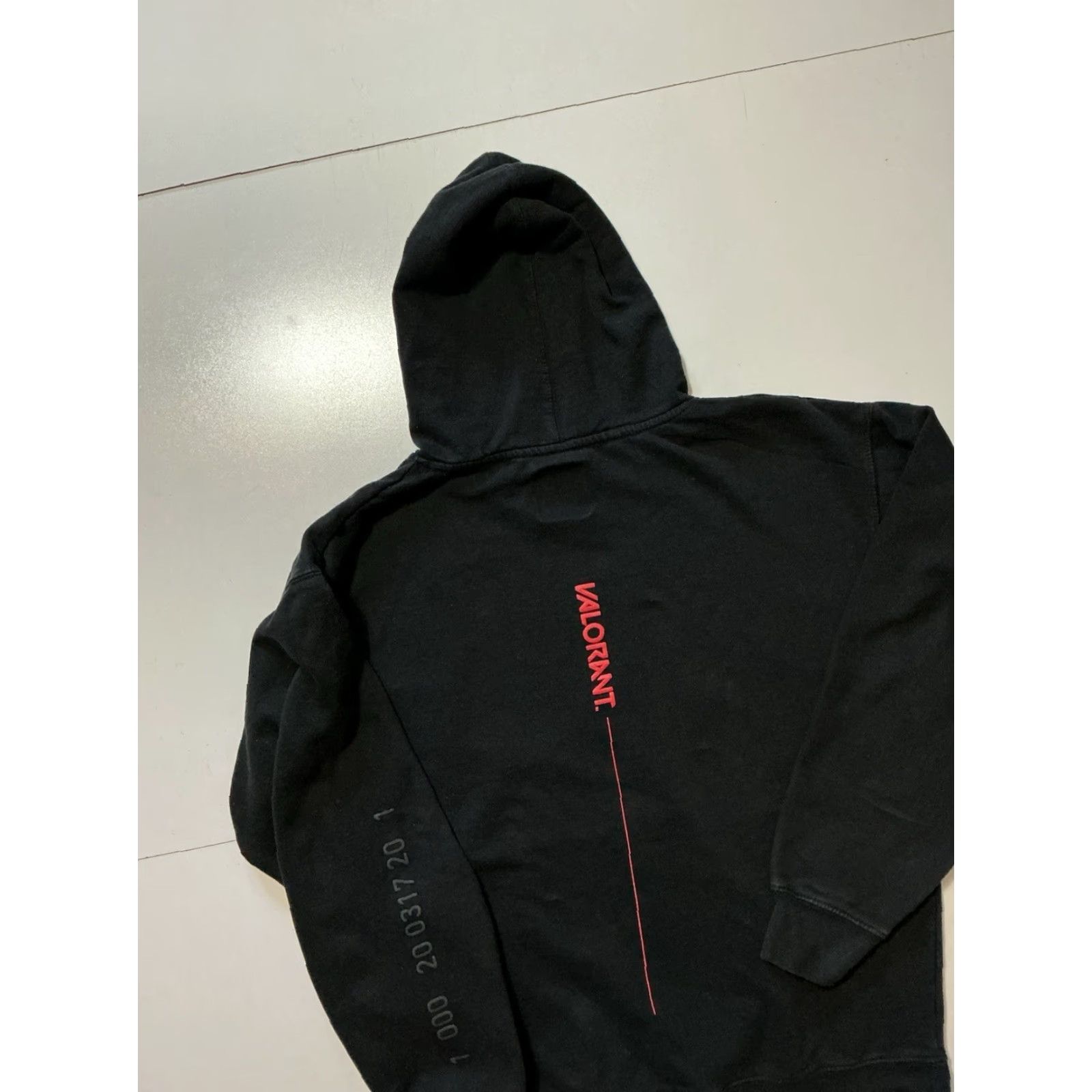 Vintage Riot Games Valorant Episode 00 Defy The Limits Hoodie Sz. L Mens Black Pullover League Of Legends Brand Riot Games Hoodie Size US L / EU 52-54 / 3 - 5 Thumbnail
