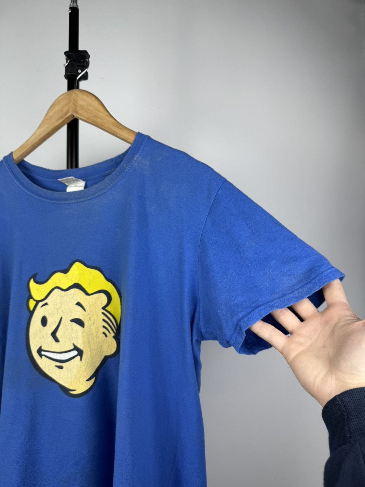 Playstation × The Game × Vintage Vintage 2000s Fallout 4 PROMO Logo Gaming Faded T Shirt Size US L / EU 52-54 / 3 - 5 Thumbnail