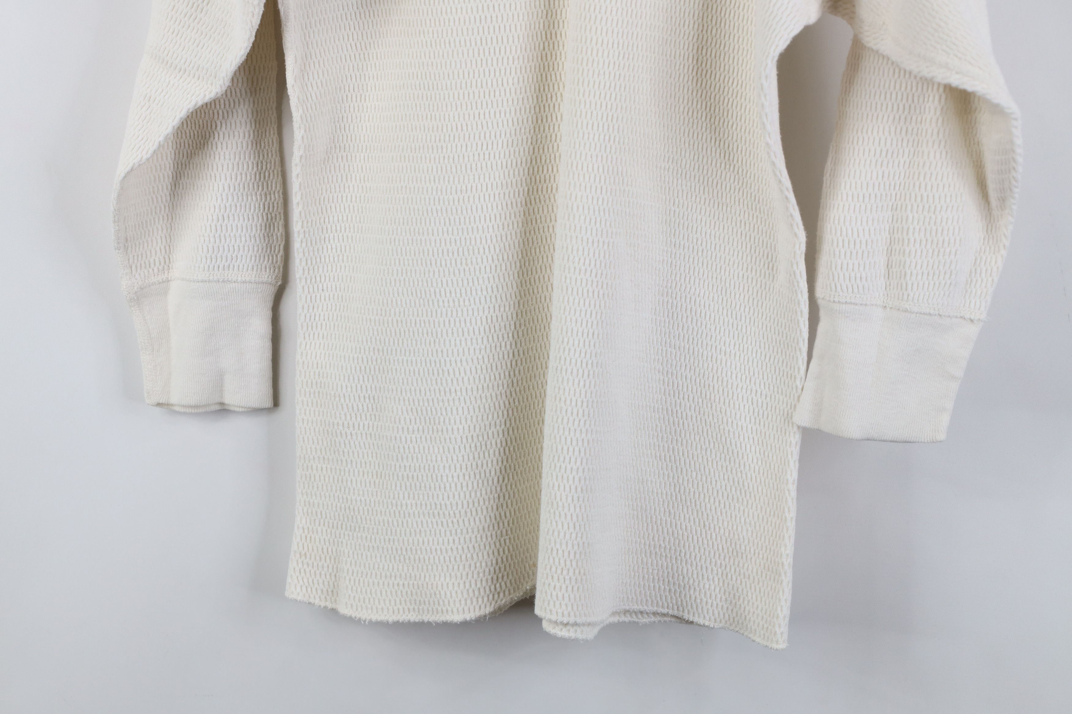 Vintage Vintage 70s Streetwear Waffle Knit Long Sleeve T-Shirt USA Size US L / EU 52-54 / 3 - 10 Thumbnail