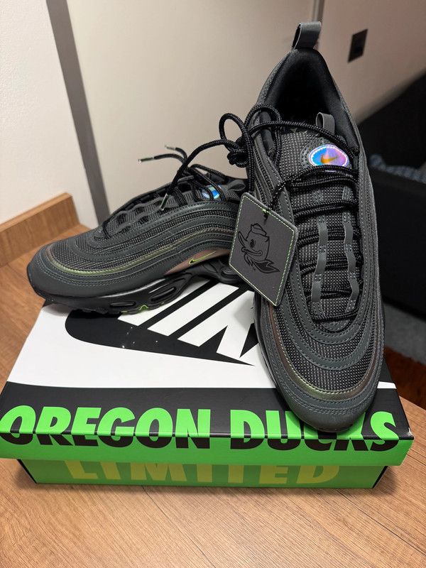 Nike Nike Air Max 95/97 University of Oregon Thunder PE Size US 12 / EU 45 - 1 Thumbnail