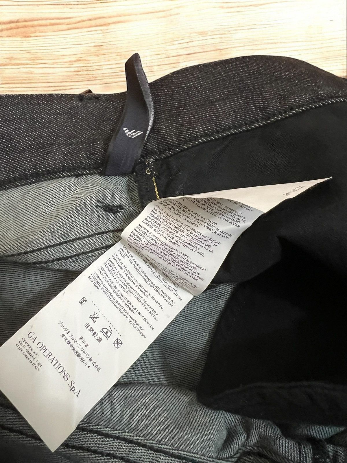 Emporio Armani Emporio Armani Jude Sexy Fit jeans size: W30 L32 Size US 30 / EU 46 - 7 Thumbnail
