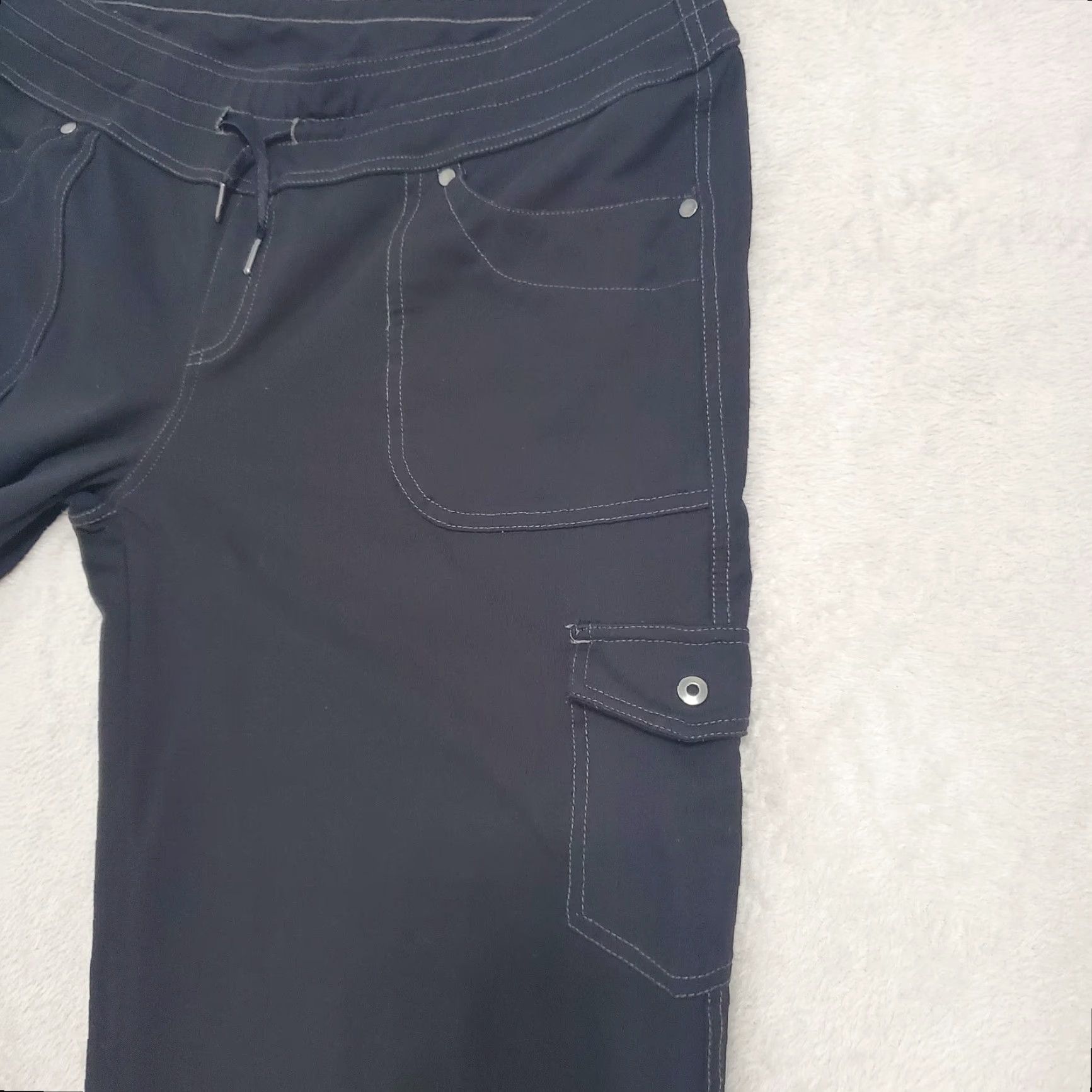 Vintage Kuhl Pants Women 14R Black Nylon Cargo Sweatpants Stretch Pull On Drawstring FLAW Size 36" / US 14 / IT 50 - 5 Thumbnail