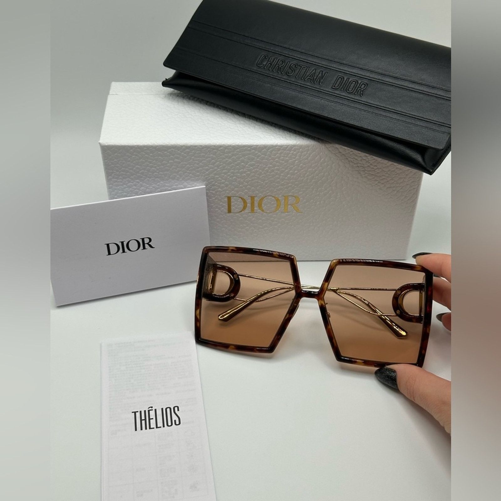Dior NEW Dior Sunglasses 30Montaigne SU 26L0 Blonde Havana Violet Size ONE SIZE - 9 Thumbnail