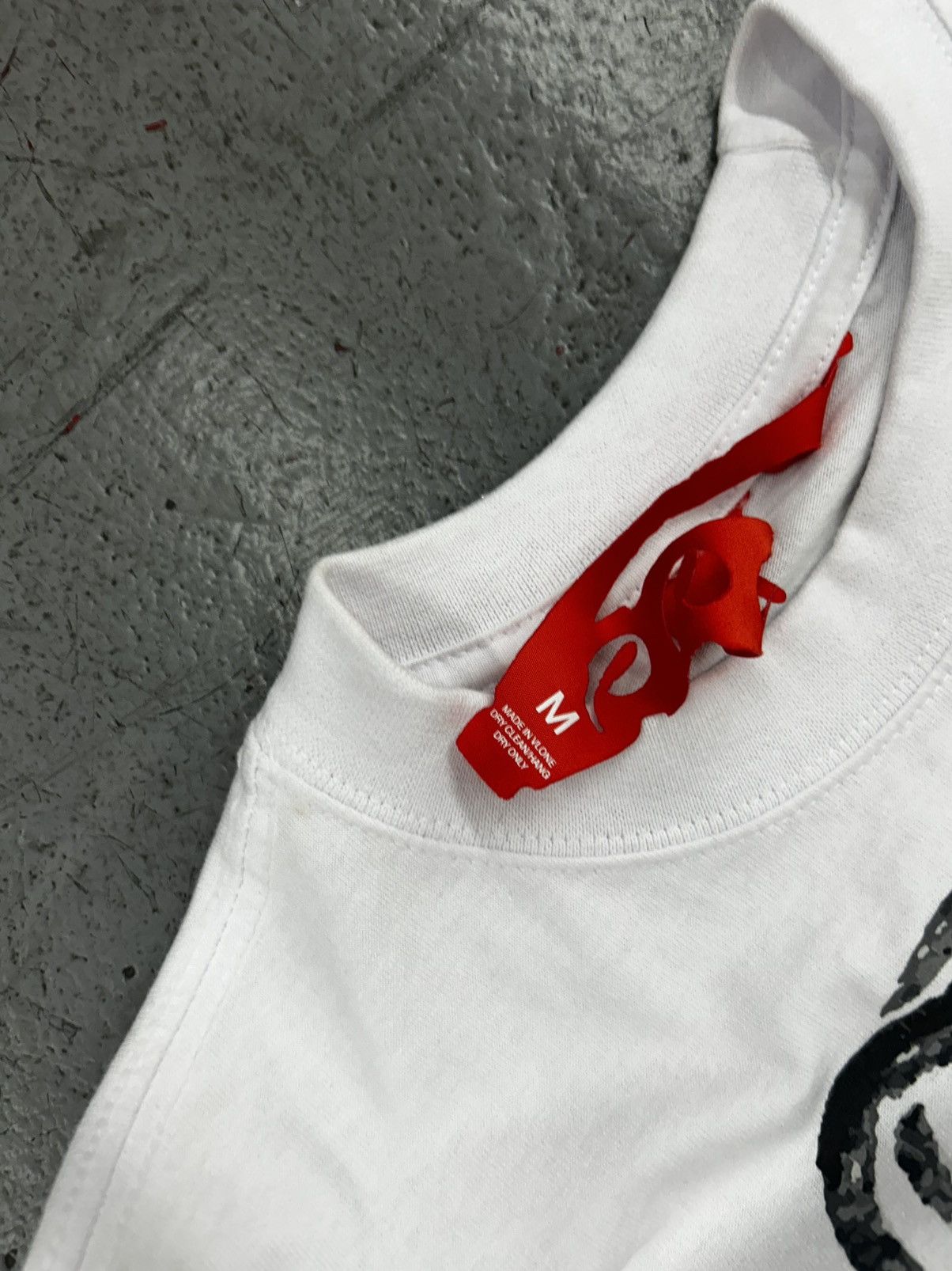 Vlone Vlone Juice Wrld Skull Hand Size Medium New Size US M / EU 48-50 / 2 - 6 Thumbnail