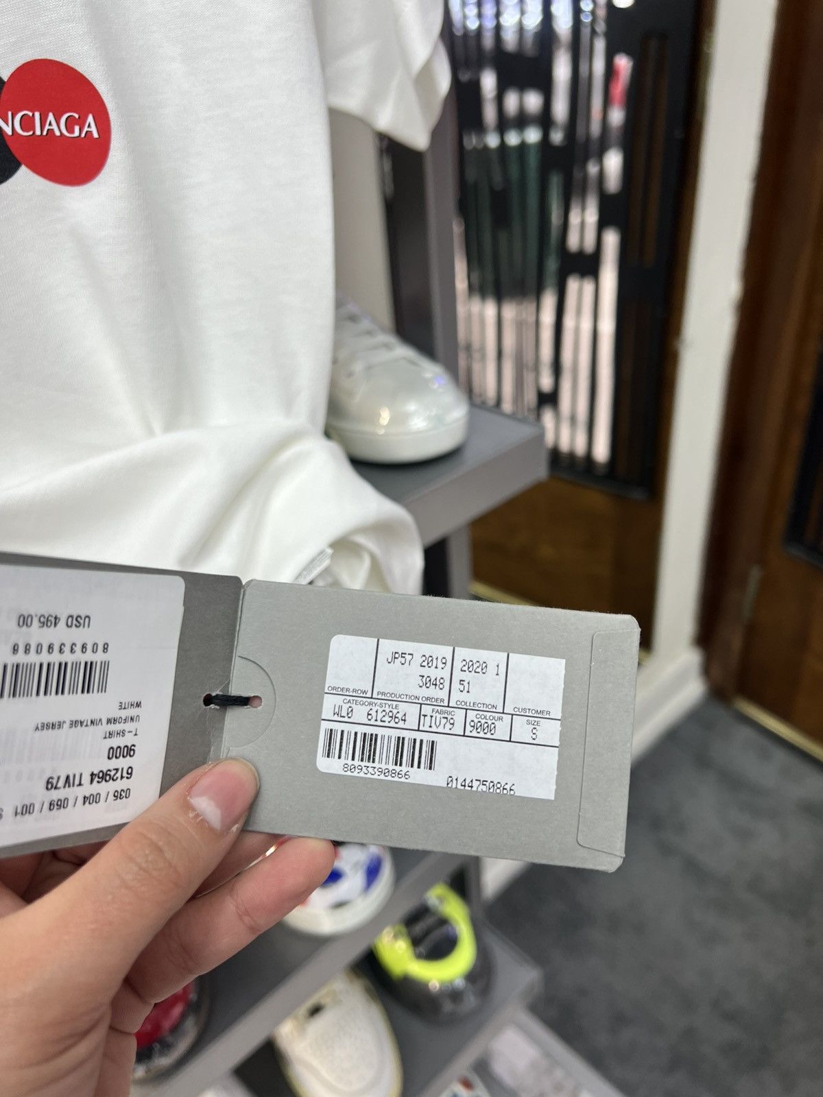 Balenciaga Balenciaga white mastercard white tee Size US S / EU 44-46 / 1 - 7 Thumbnail