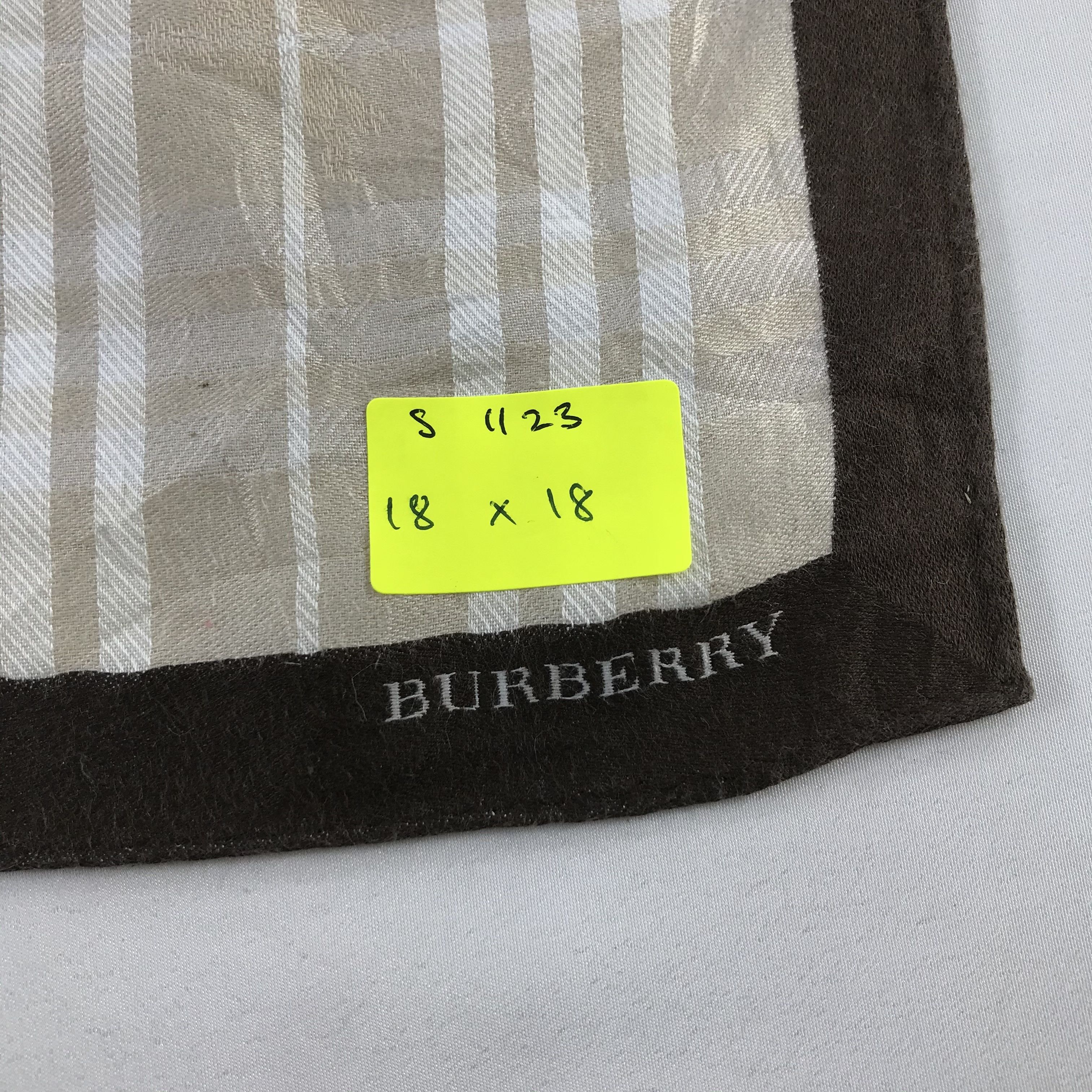 Burberry × Vintage Burberry Bandana / Handkerchief / Neckerchief - S1123 Size ONE SIZE - 5 Thumbnail