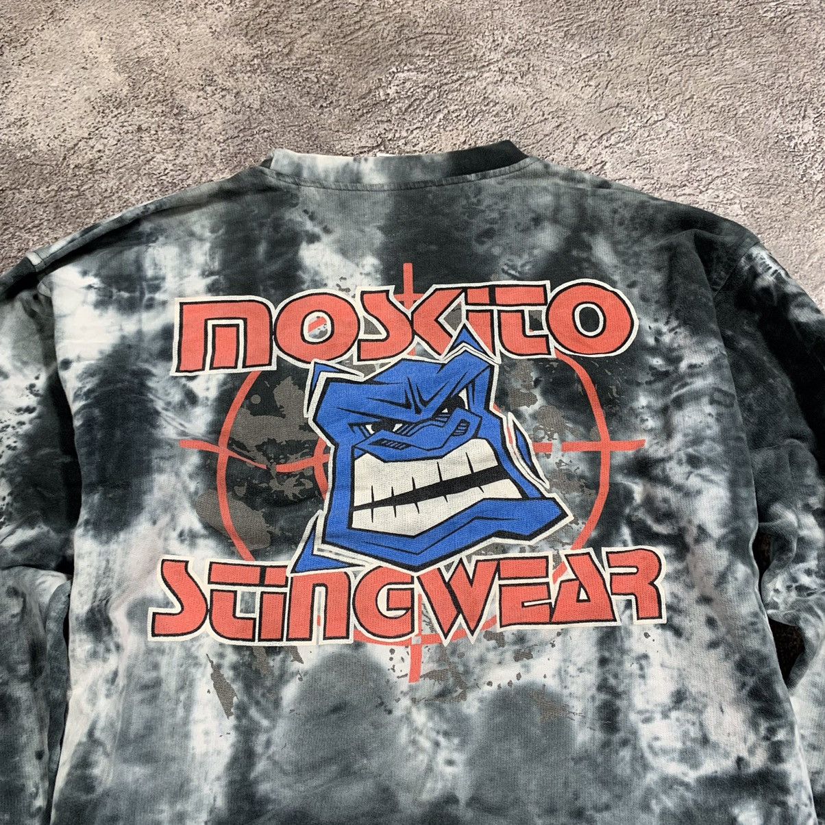 Vintage Vintage 90s Y2K Tie Dye Graphic Crewneck Thrashed Grunge M Size US M / EU 48-50 / 2 - 8 Thumbnail