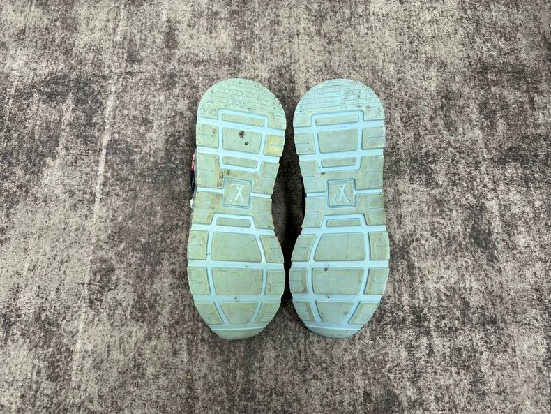 Louis Vuitton Louis Vuitton RUNAWAY Blue Denim Denim Casual Shoes Size US 8 / EU 41 - 7 Thumbnail