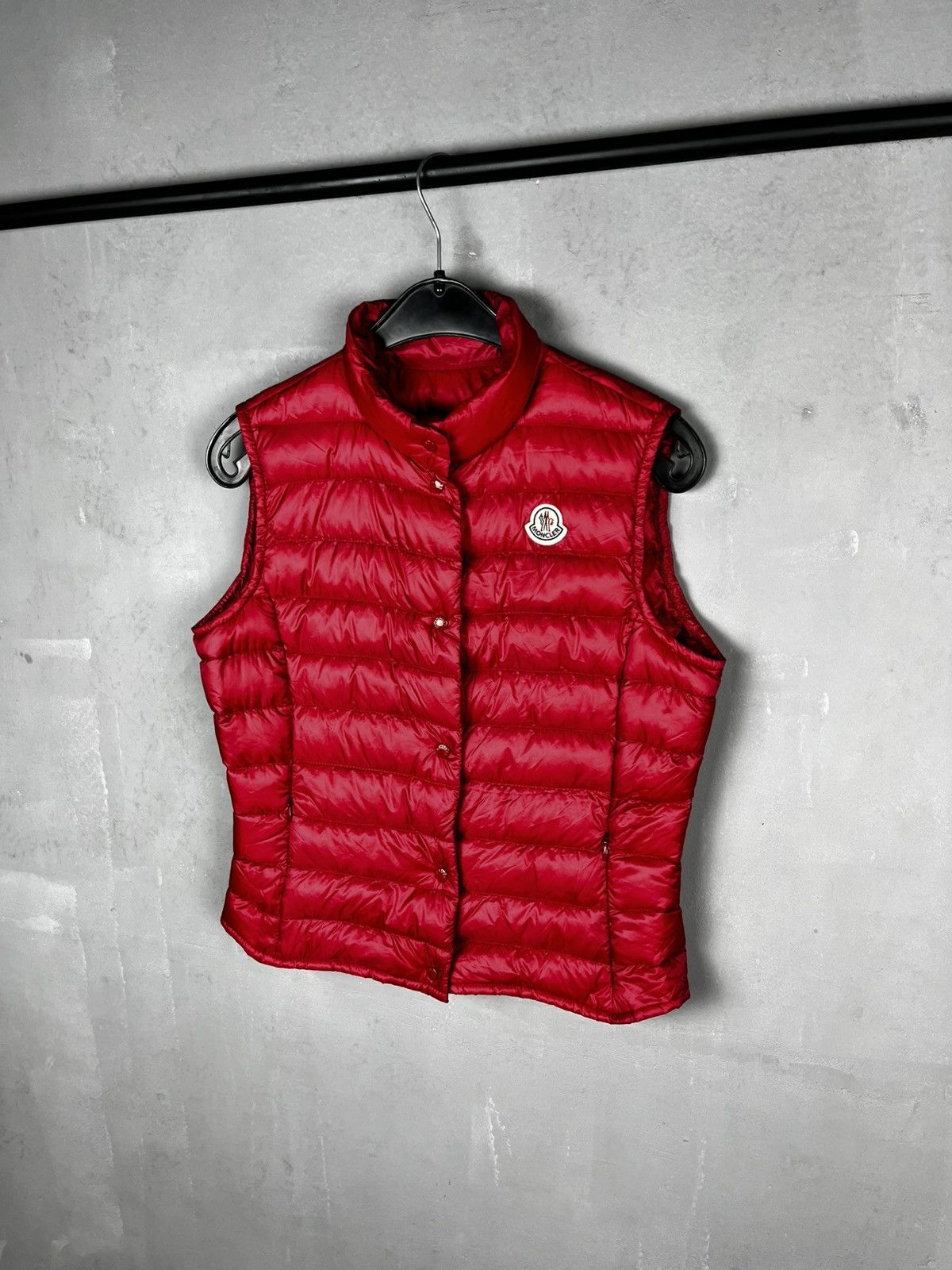 Moncler Moncler Liane Down Puffer Women's Vest Size XS / US 0-2 / IT 36-38 - 2 Thumbnail