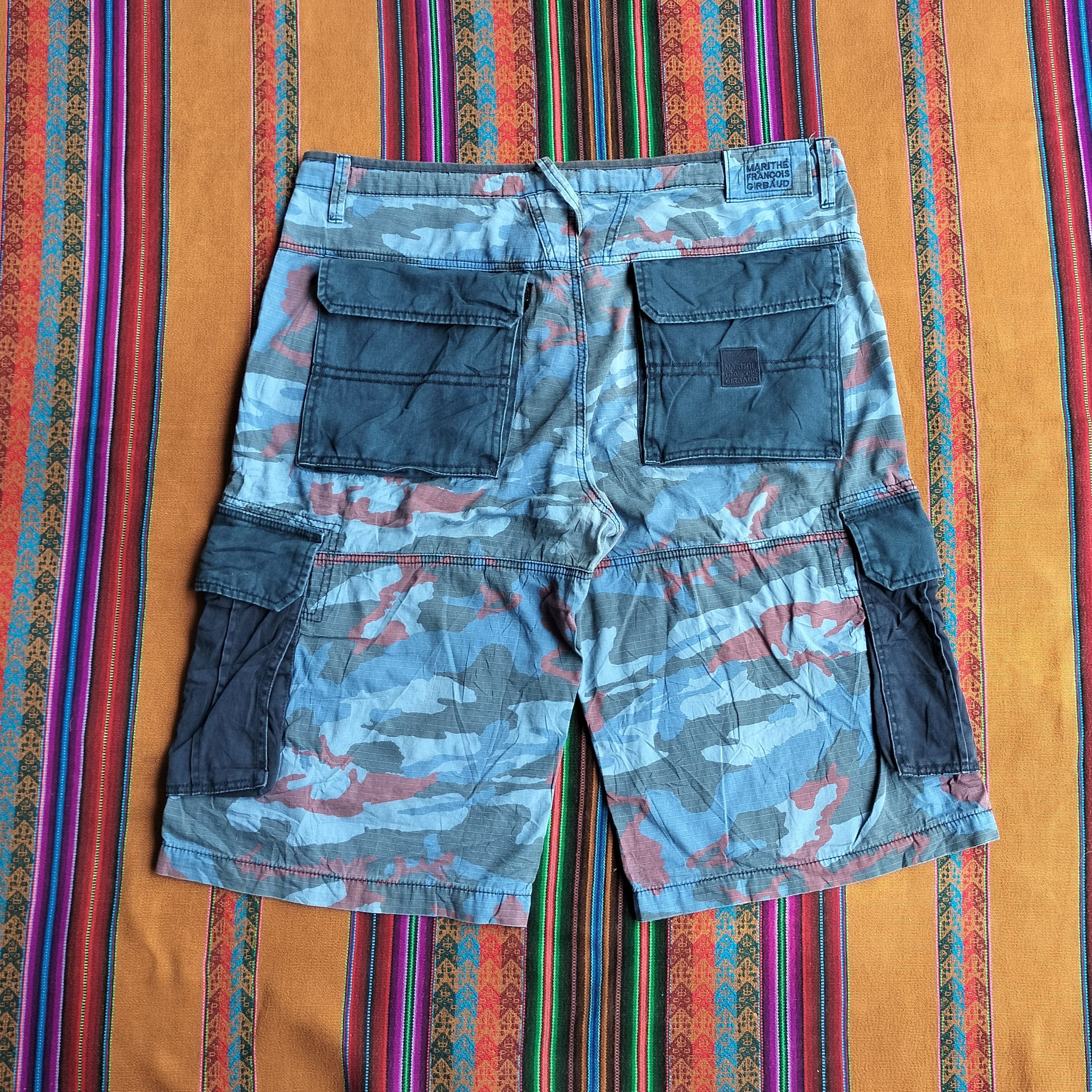 Marithe + Francois Girbaud Marithe francoi girbaud camouflage hybrid cargo short Size US 40 / EU 56 - 2 Thumbnail