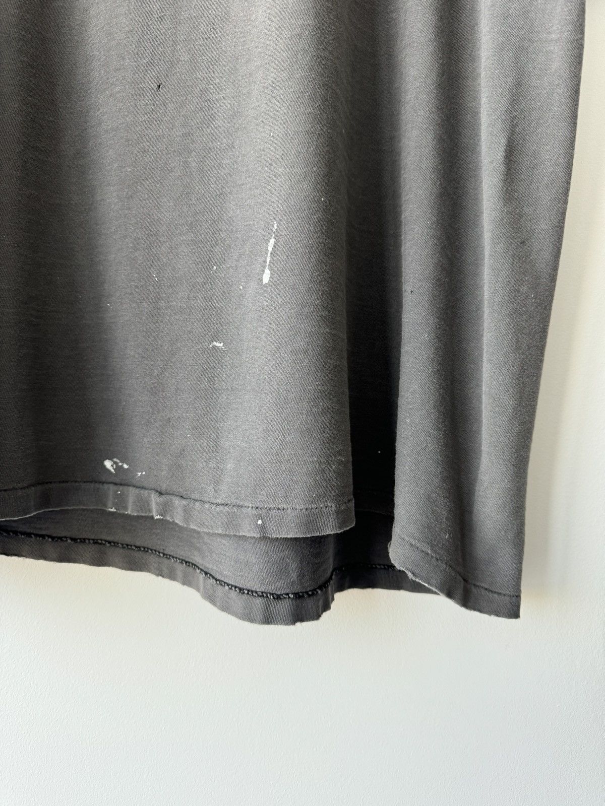 Vintage VINTAGE 90s THRASHED FADED HOOKER SNOWBOARDING T SHIRT Size US XL / EU 56 / 4 - 9 Thumbnail