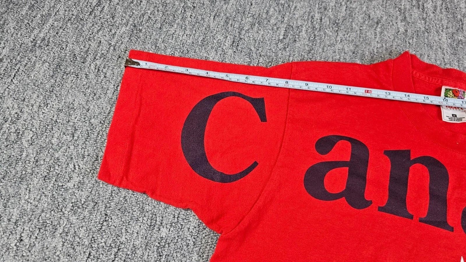 Fruit Of The Loom Vintage Canada Single Stitch Maple Leaf Tee Red Made Canada Size US M / EU 48-50 / 2 - 10 Thumbnail