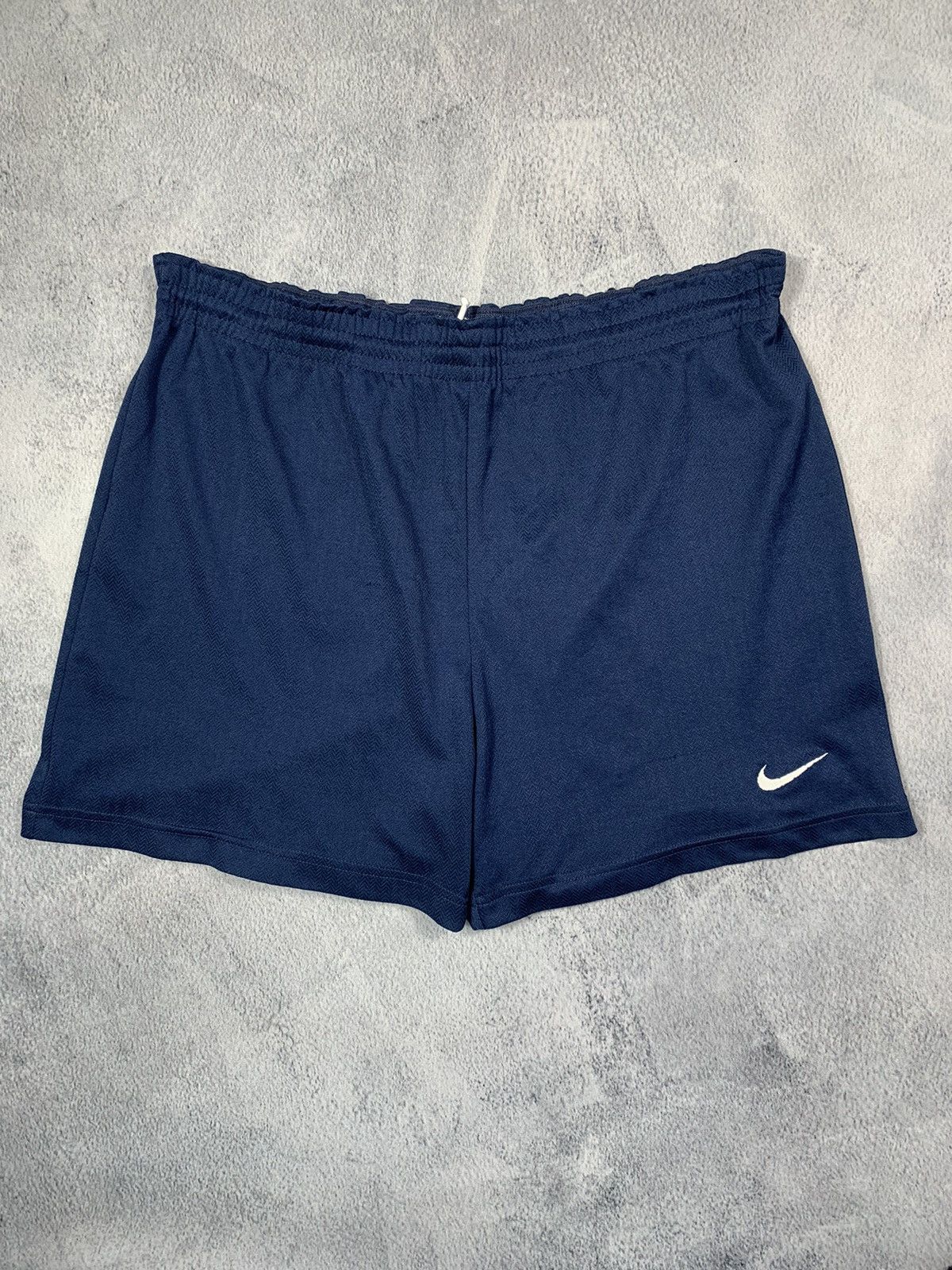 Nike Vintage Y2K nike swoosh shorts streetwear style size M Size US 32 / EU 48 - 1 Thumbnail