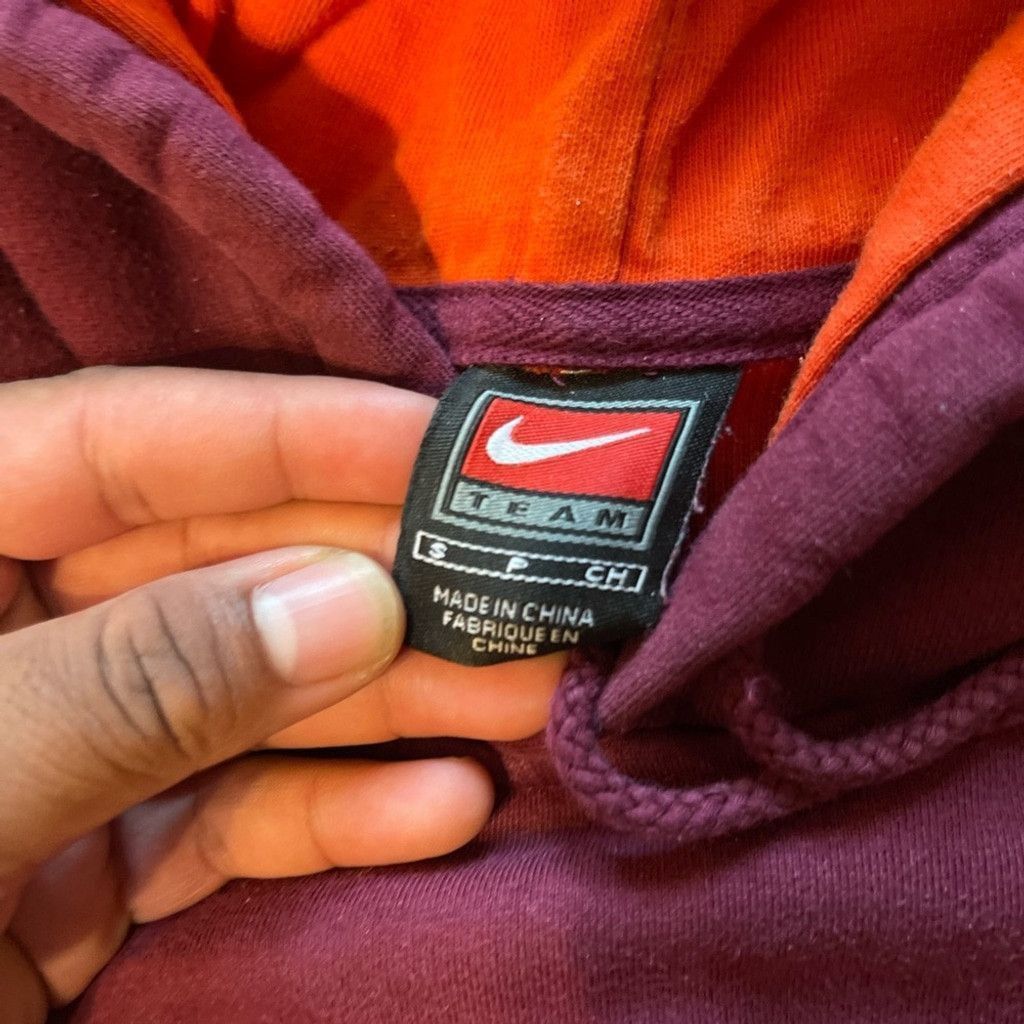 Nike Virginia tech Maroon Nike middle swoosh hoodie size S Size US S / EU 44-46 / 1 - 4 Thumbnail