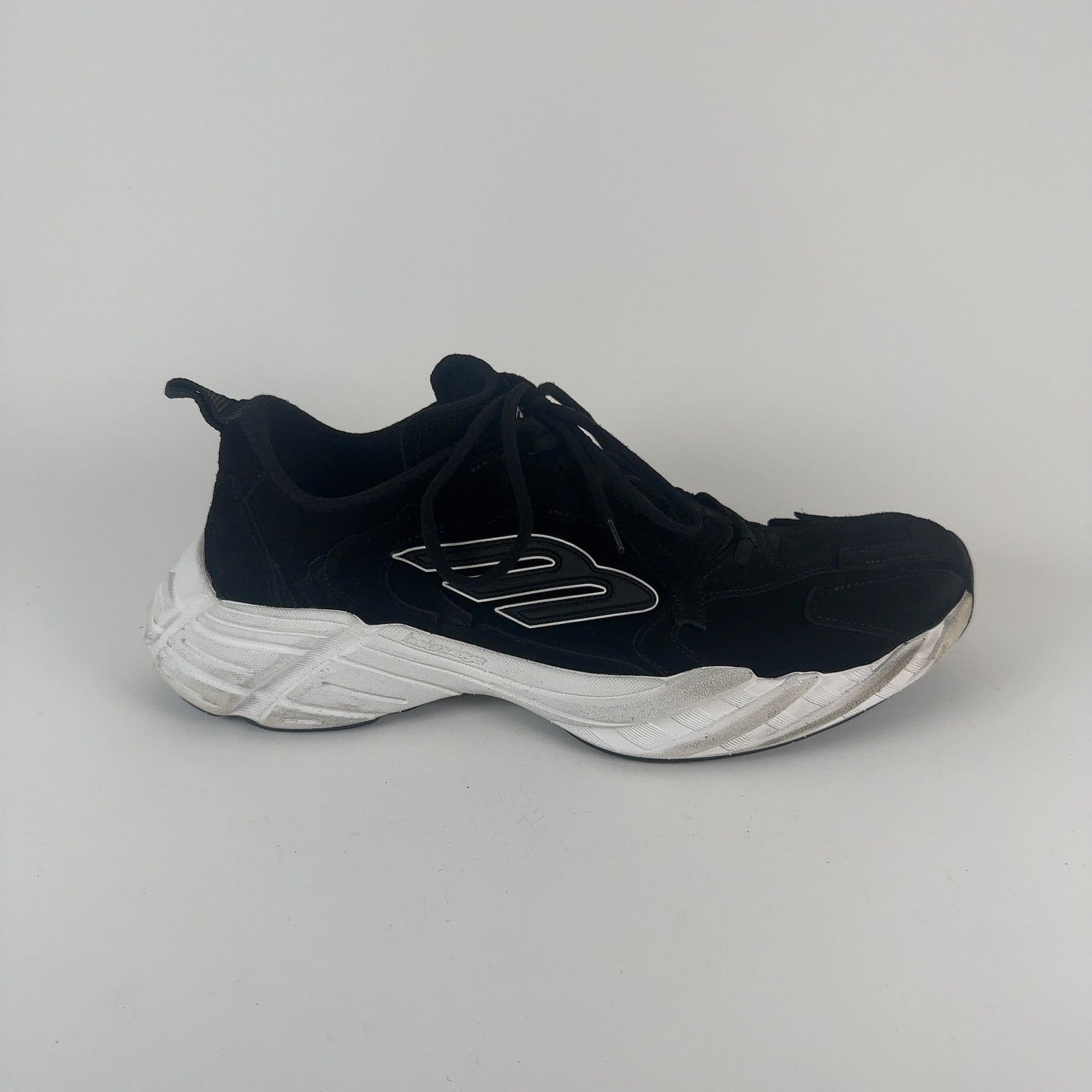 Balenciaga Balenciaga 'Monday' Lowtop Sneakers Size US 11 / EU 44 - 1 Thumbnail