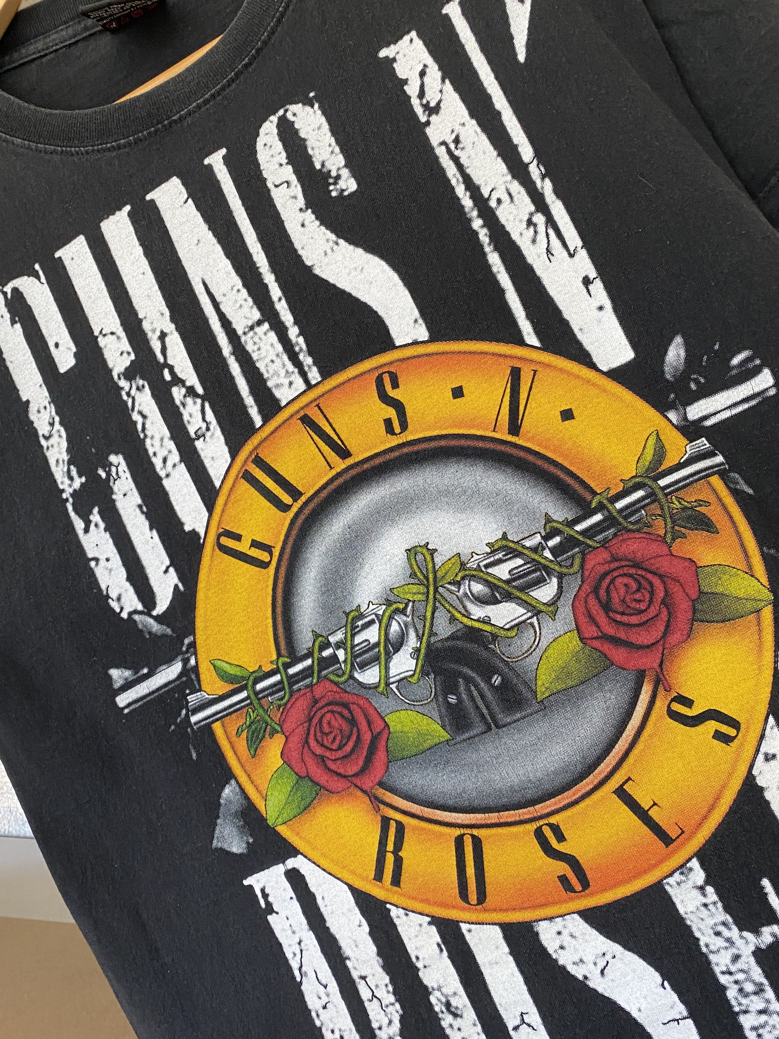 Band Tees Vintage 2000s Guns N Roses Rock Band Graphic T-shirt Size US M / EU 48-50 / 2 - 12 Thumbnail