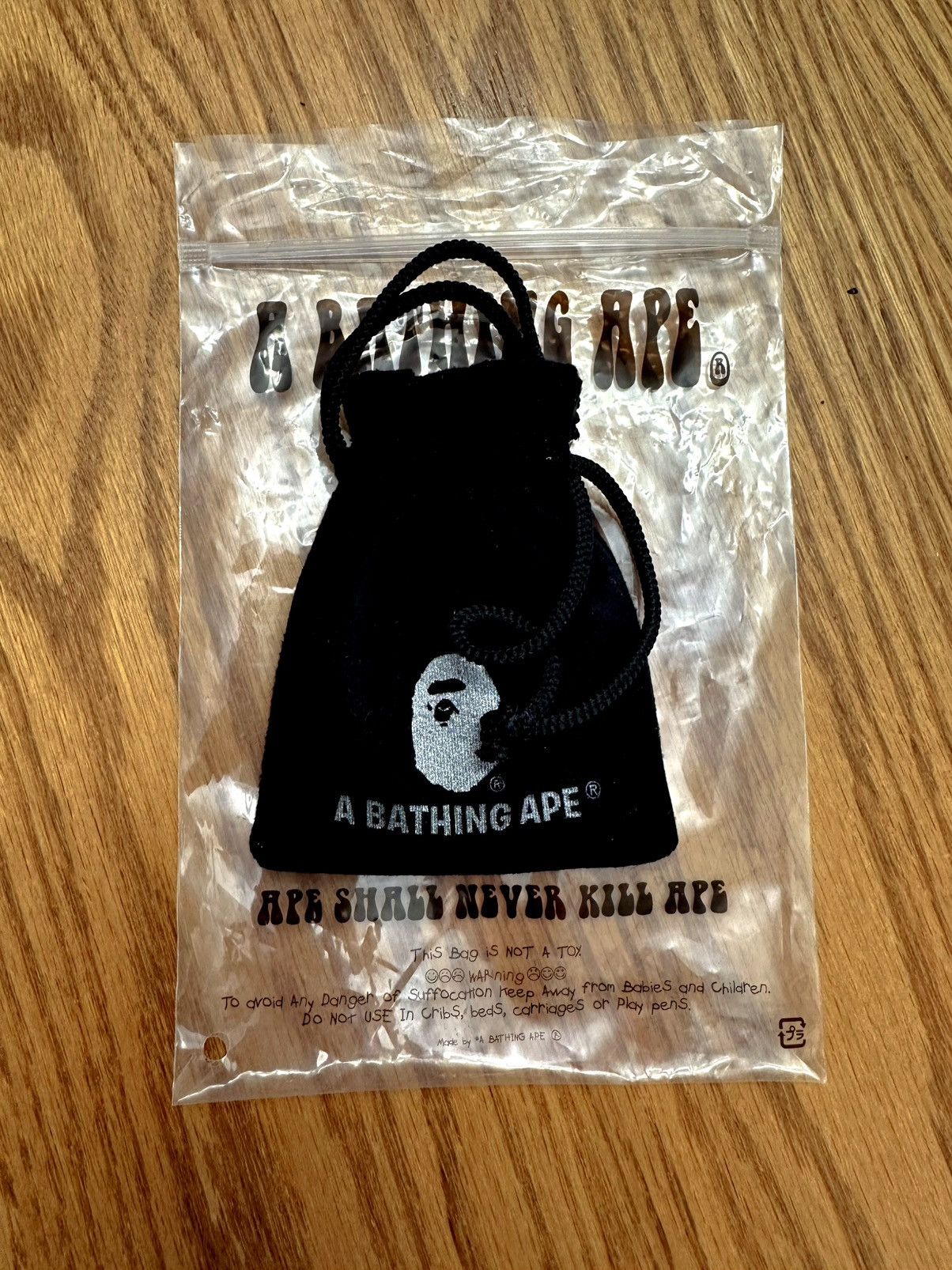 Bape Rare Betty Bape Earings Size ONE SIZE - 6 Thumbnail