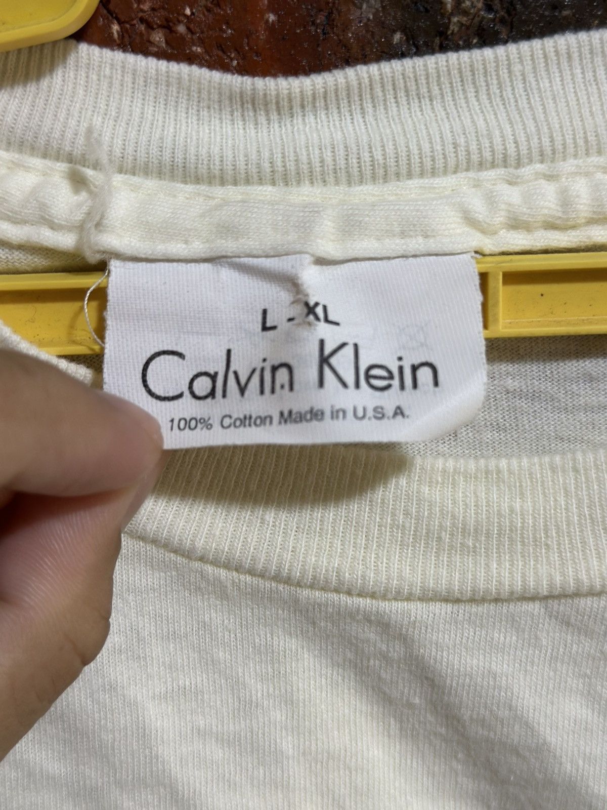 Calvin Klein × Vintage Vintage Calvin Klein Jeans Faded Tee Size US L / EU 52-54 / 3 - 5 Thumbnail