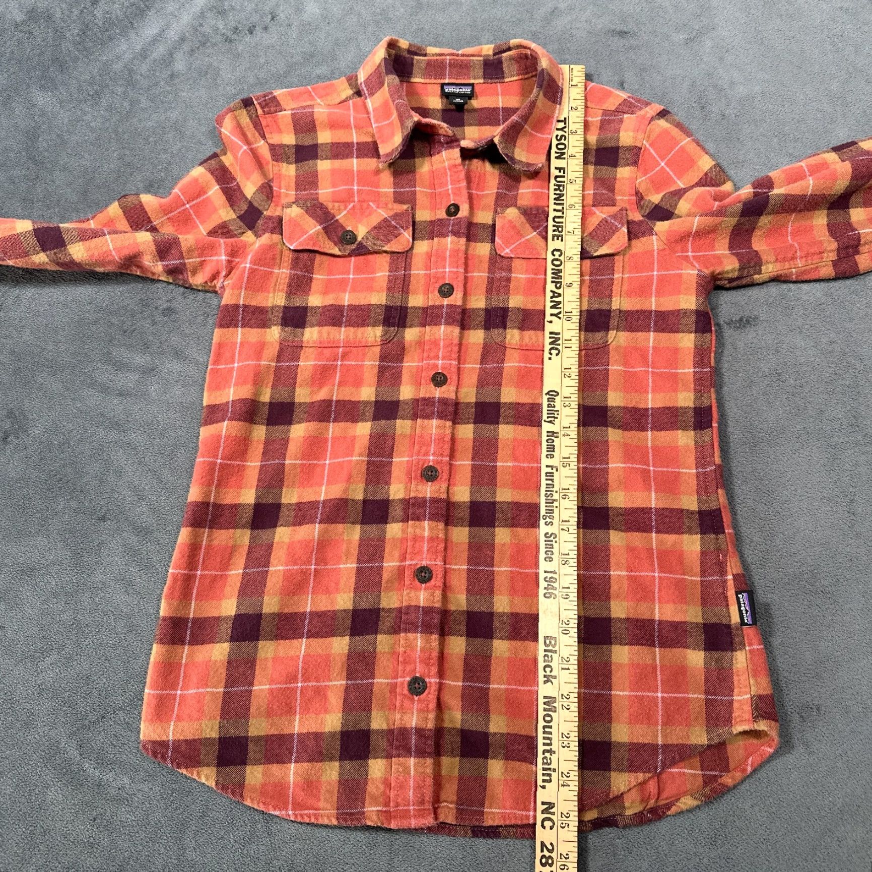 Patagonia Patagonia Fjord Shirt Womens XS Orange Plaid Midweight Organic Cotton Button-Up Long Sleeve Casual Outdoor Classic Mens? Size XS / US 0-2 / IT 36-38 - 6 Thumbnail