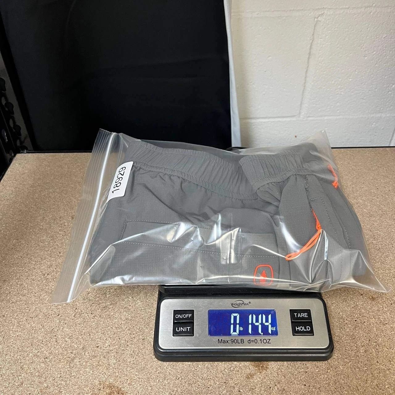 Other Bass Outdoor Sweatpants Men XL Jogger Zip Pockets 40x30 Size US 40 / EU 56 - 9 Thumbnail