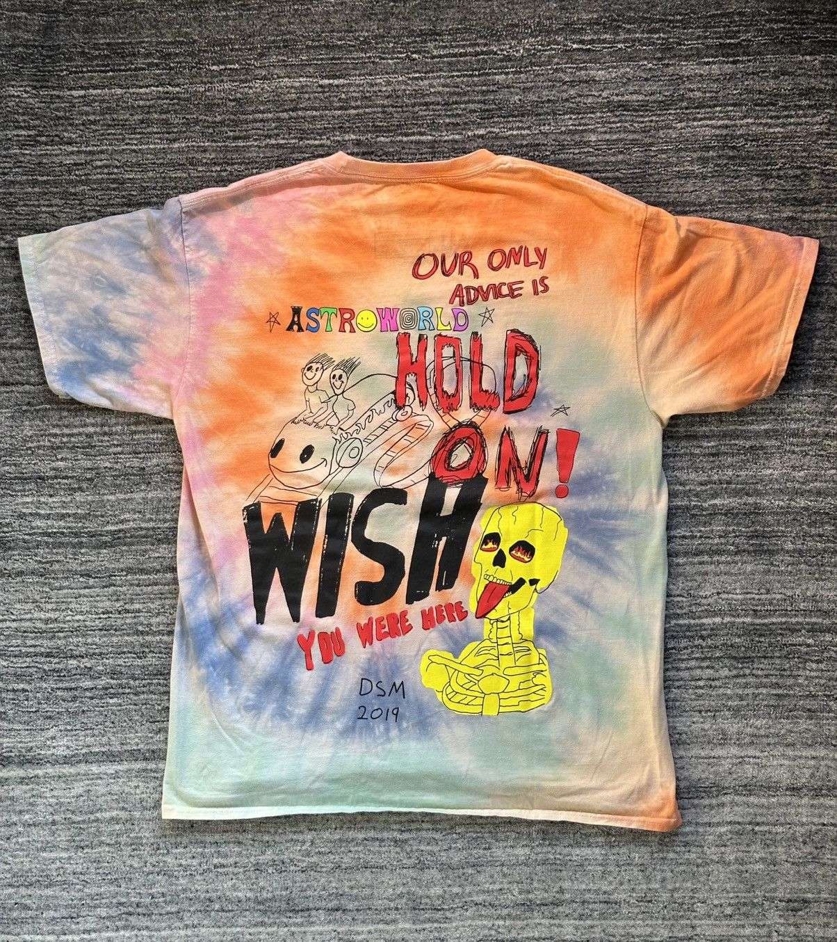 Travis Scott Travis Scott DSM 2019 Tie-Dye “Down to Earth” Short Sleeve Size US L / EU 52-54 / 3 - 2 Thumbnail