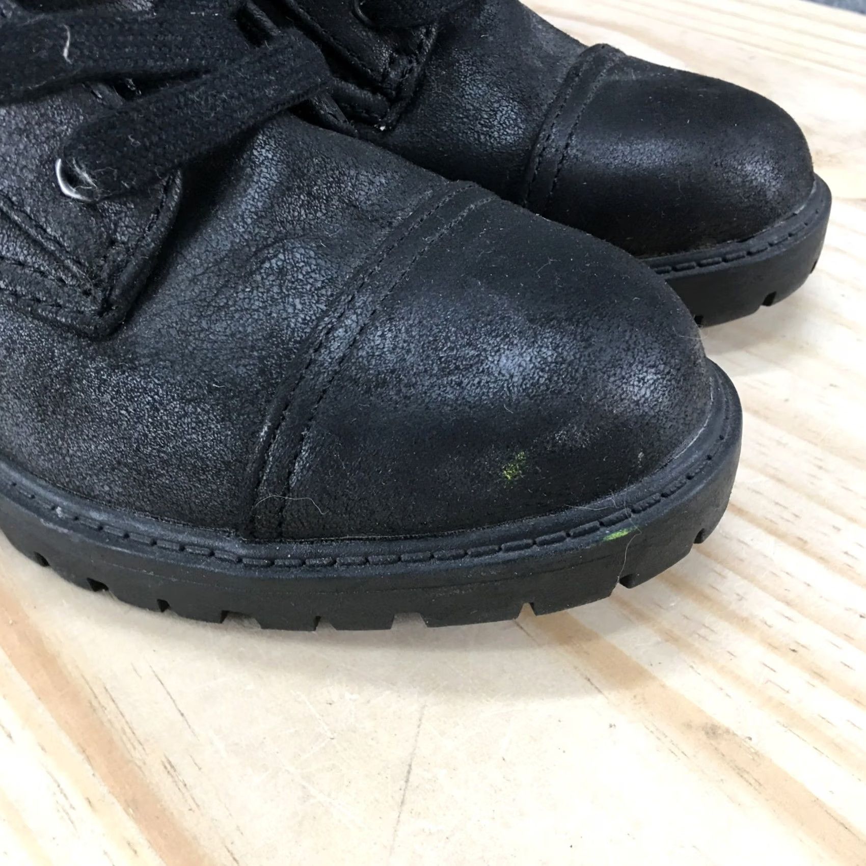 Vintage Universal Thread Boots Womens 6 Cap Toe Winter Ankle Bootie Black Faux Leather Size ONE SIZE - 6 Thumbnail