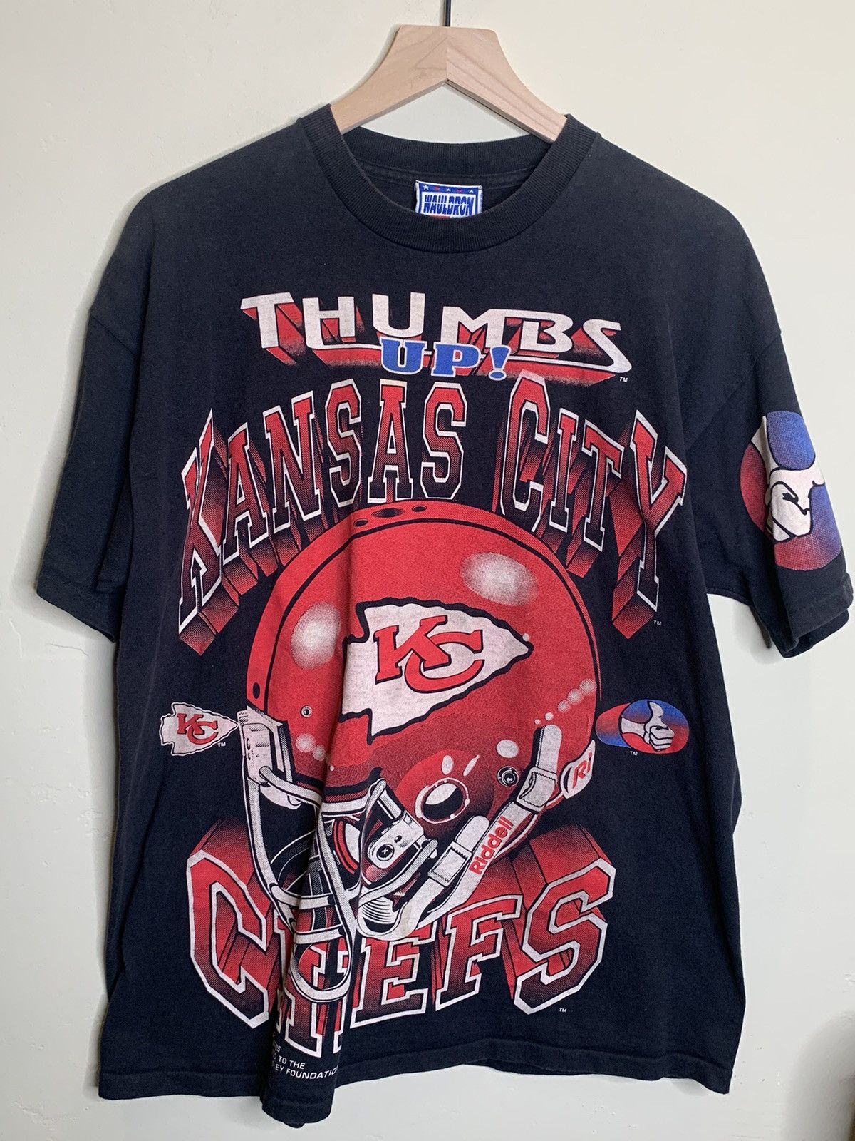 NFL × Vintage *RARE* Vintage Thumbs Up Kansas City Chiefs Charity T-Shirt Size US XL / EU 56 / 4 - 1 Thumbnail