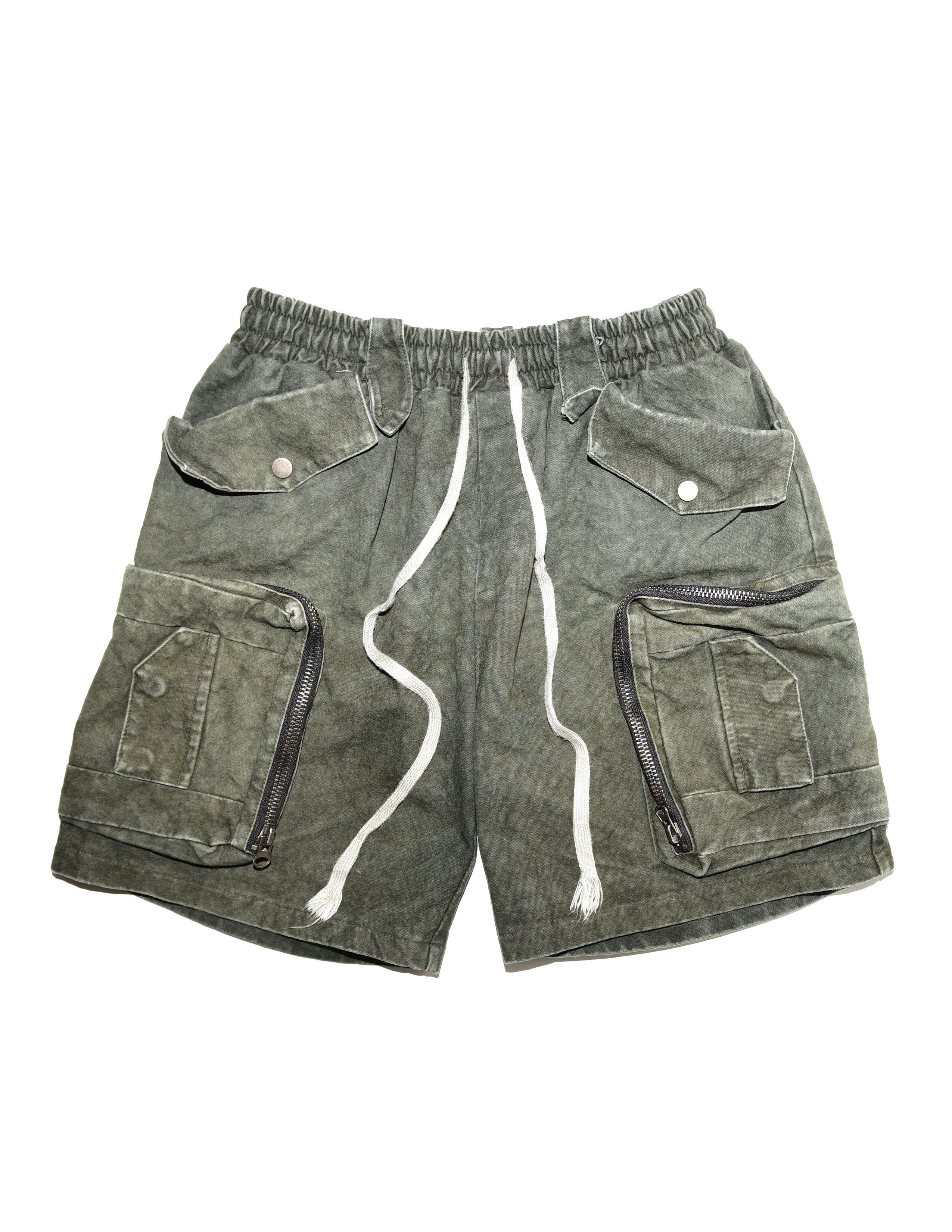 image of Overdye Heavy Cotton Cargo Shorts in Green, Men's (Size 32)