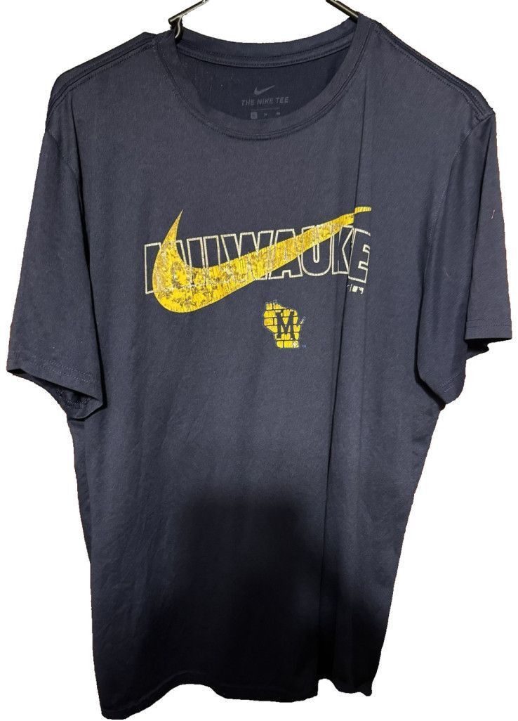 Nike Milwaukee Brewers Vintage Nike Men's Size XL t-shirt Blue Size US XL / EU 56 / 4 - 1 Thumbnail